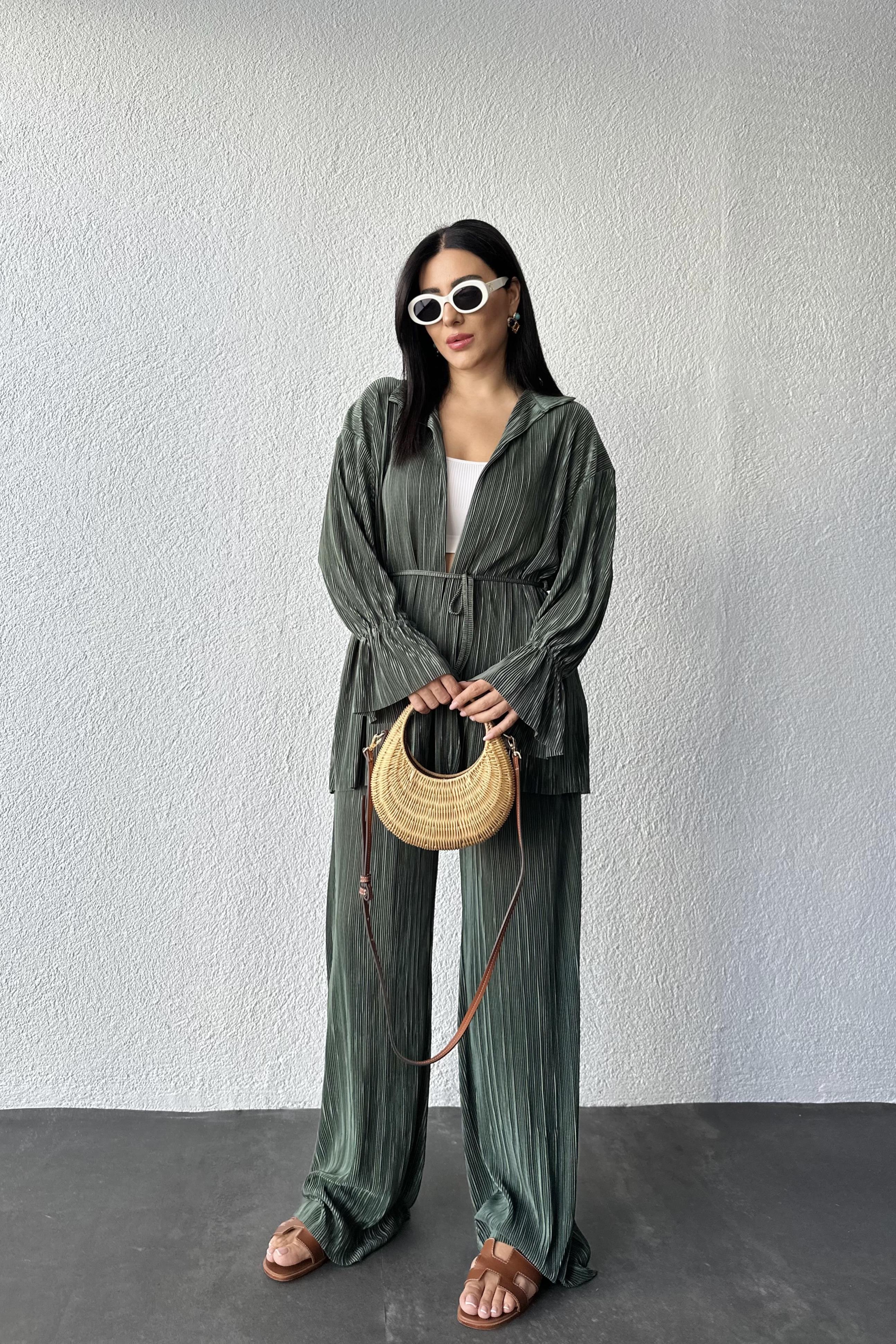 Kimonolu Piliseli Takım Haki