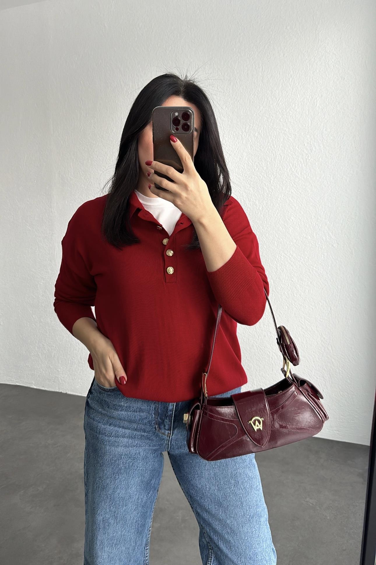 Kırmızı Gold Düğmeli Polo Yaka Triko