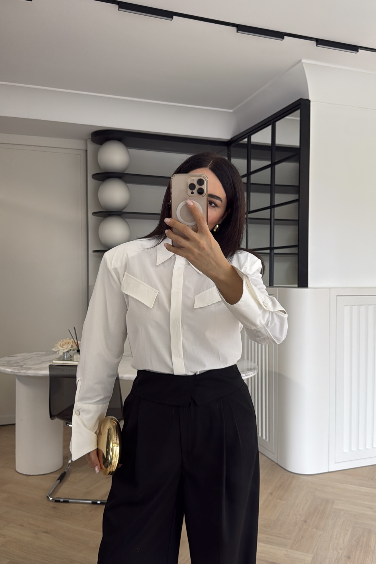 KOL DETAYLI VATKALI GÖMLEK BEYAZ 