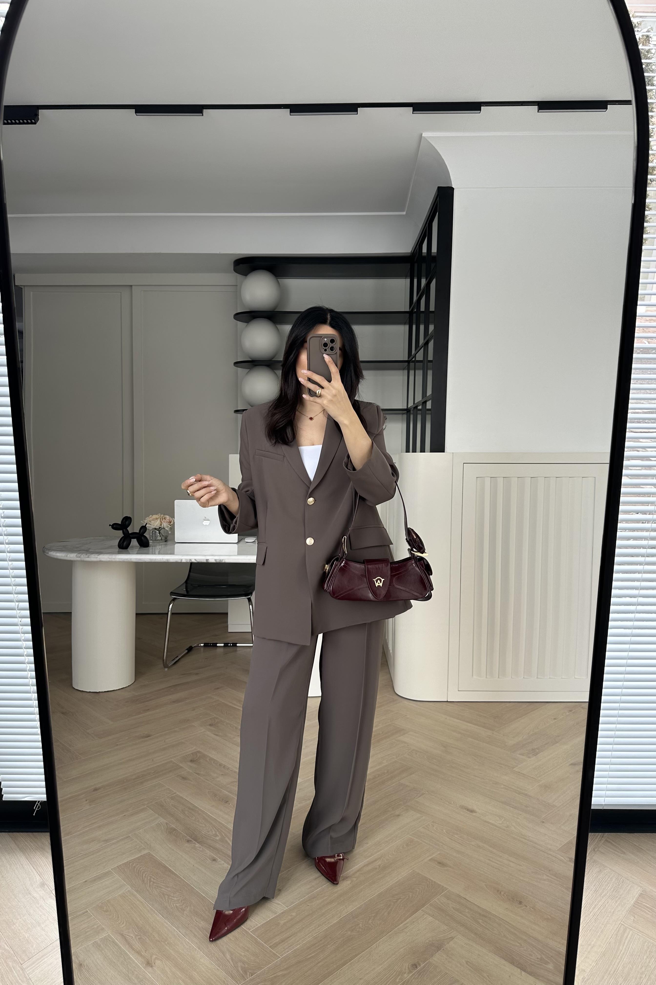 Koyu Vizon Gold Düğmeli Premium Takım 