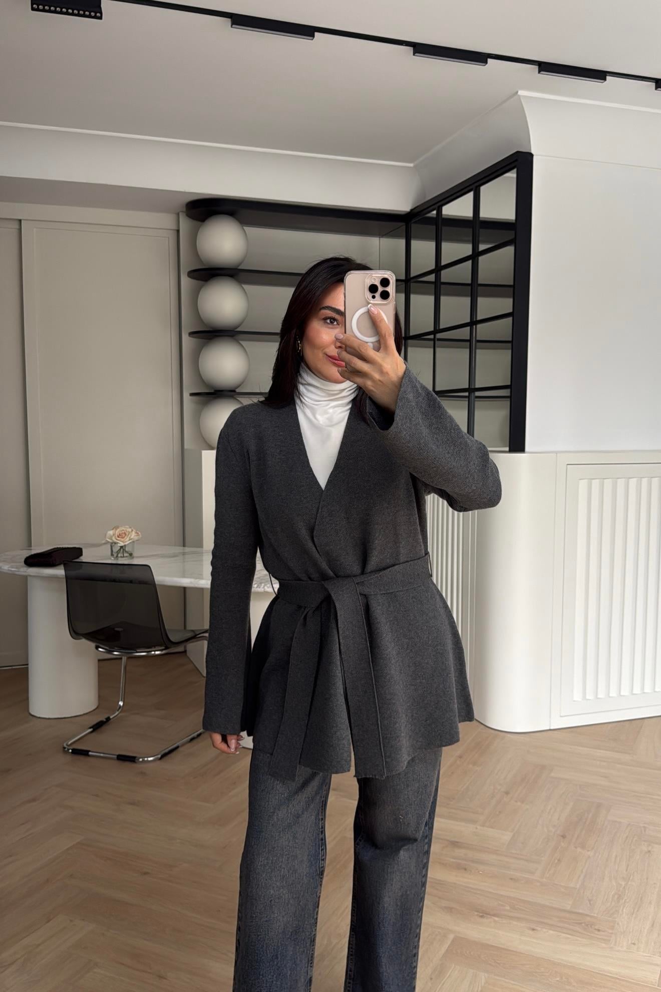 KUŞAKLI ÇELİK TRİKO GRİ DİLVİN HIRKA 