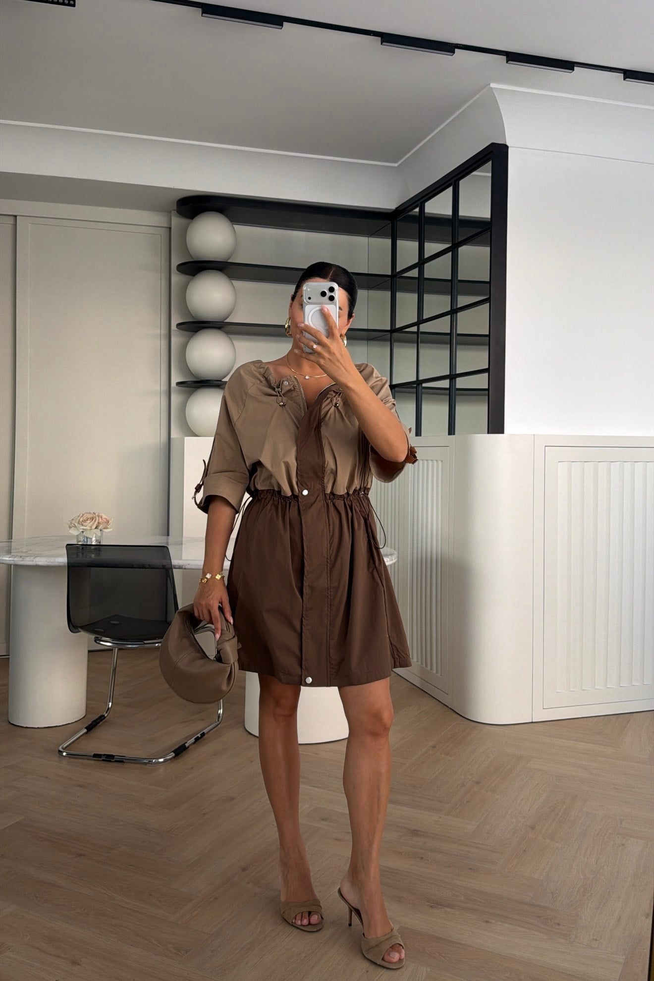 MARKA MODEL GARNİLİ ELBİSE KAHVE CAMEL 