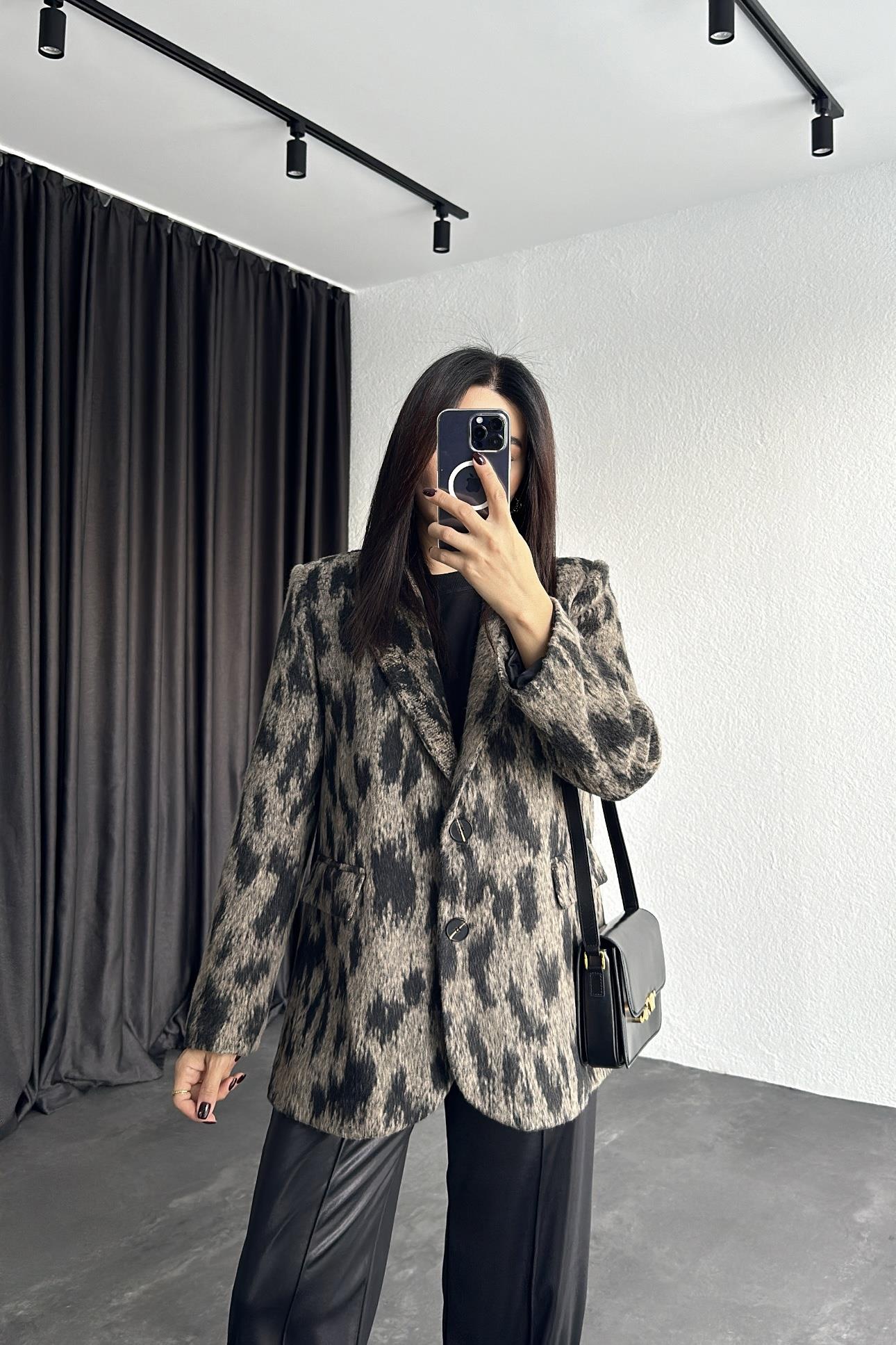 Marka Model Leopar Desenli Blazer Ceket 