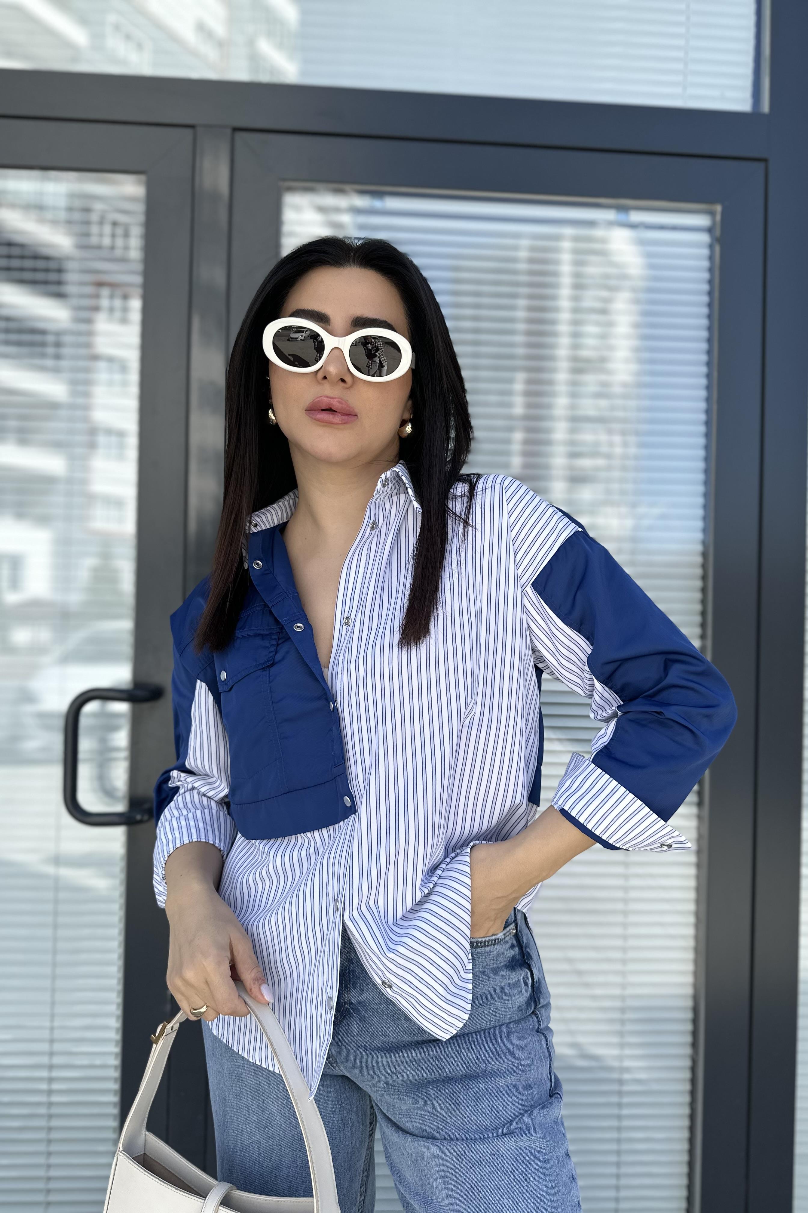 Mavi Çizgili Tasarım Gömlek