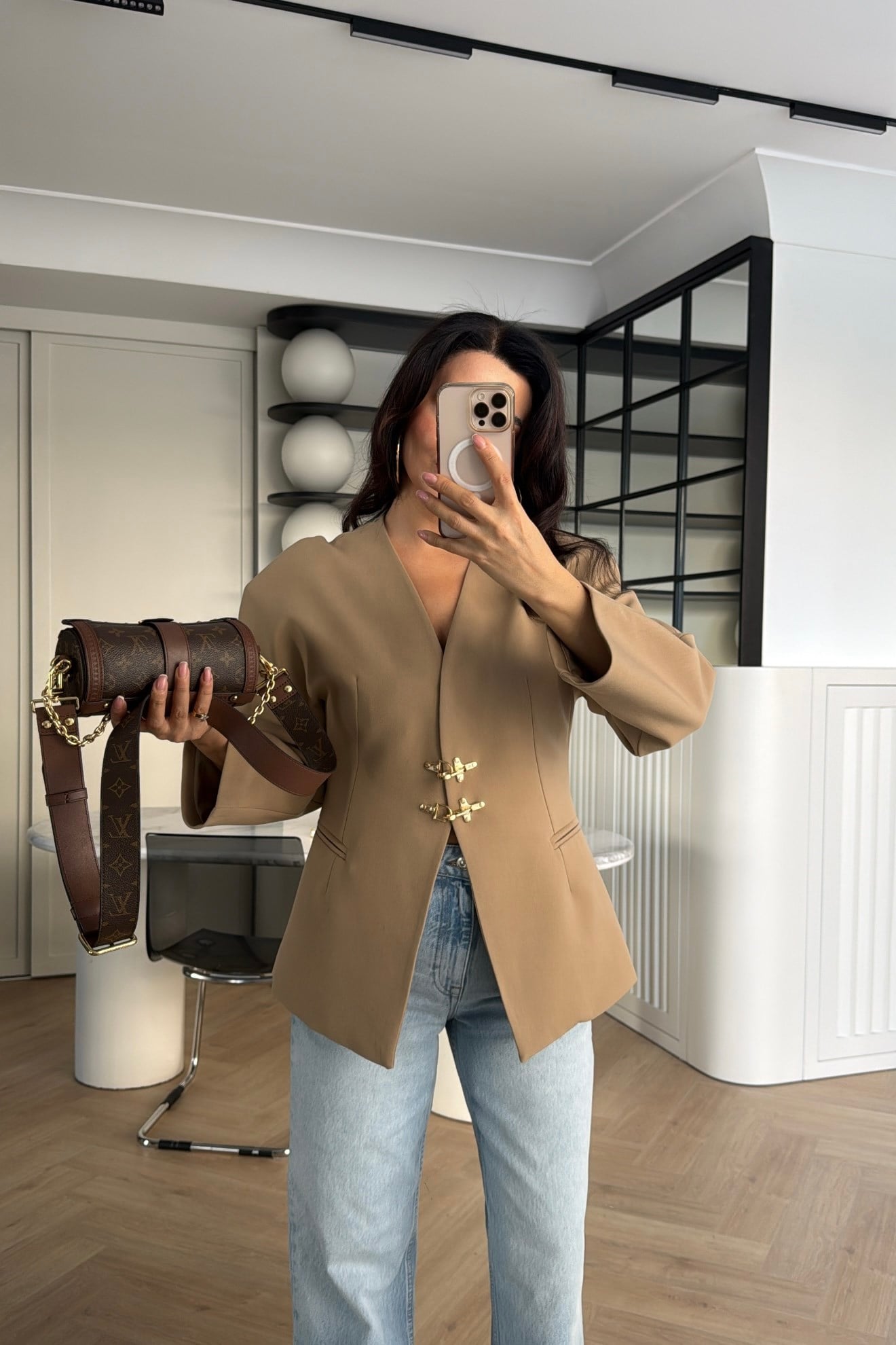 METAL TOKA BAĞLAMALI TASARIM BLAZER CAMEL 