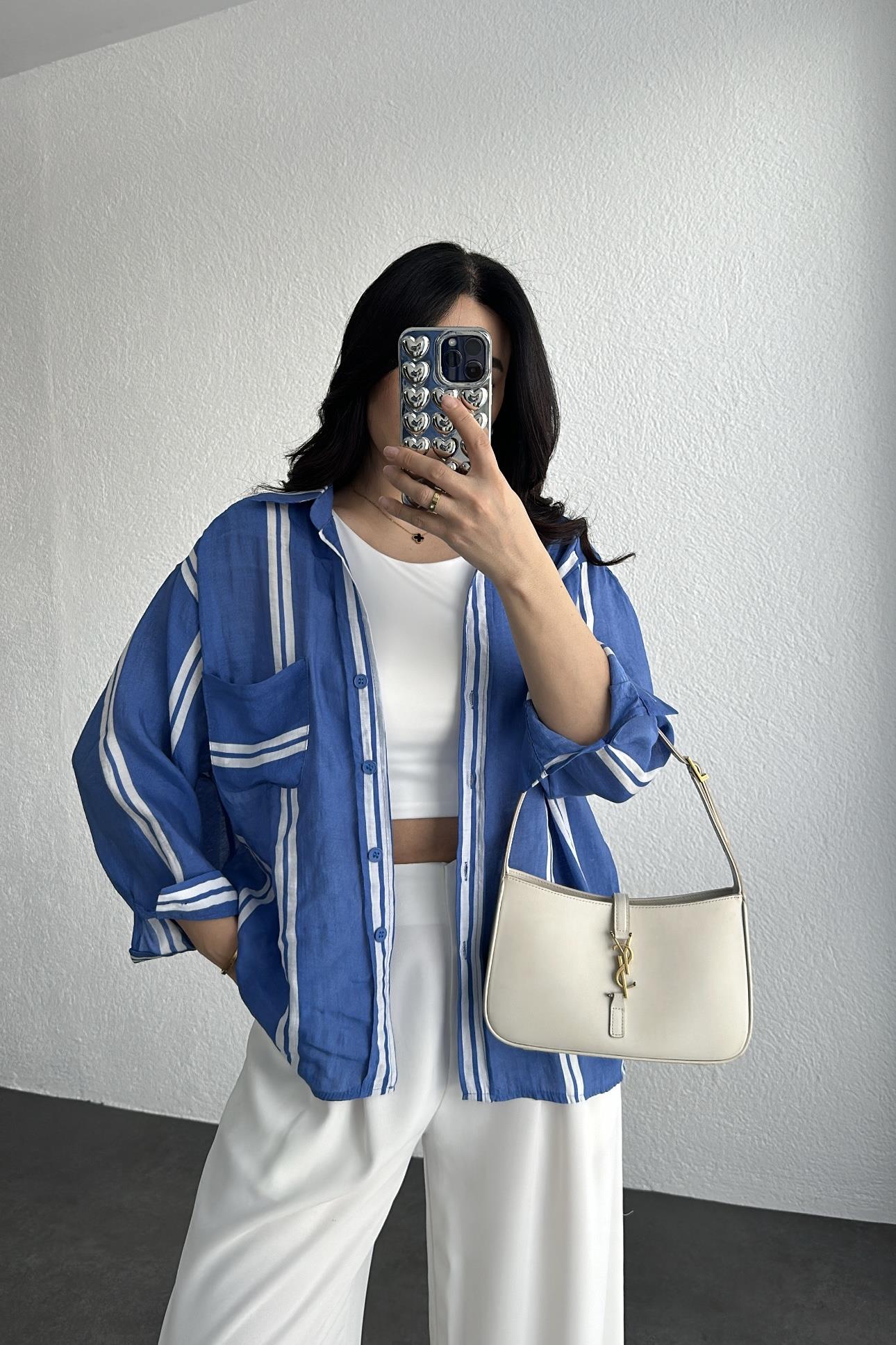 Oversize Mavi Çizgili Düğmeli Gömlek
