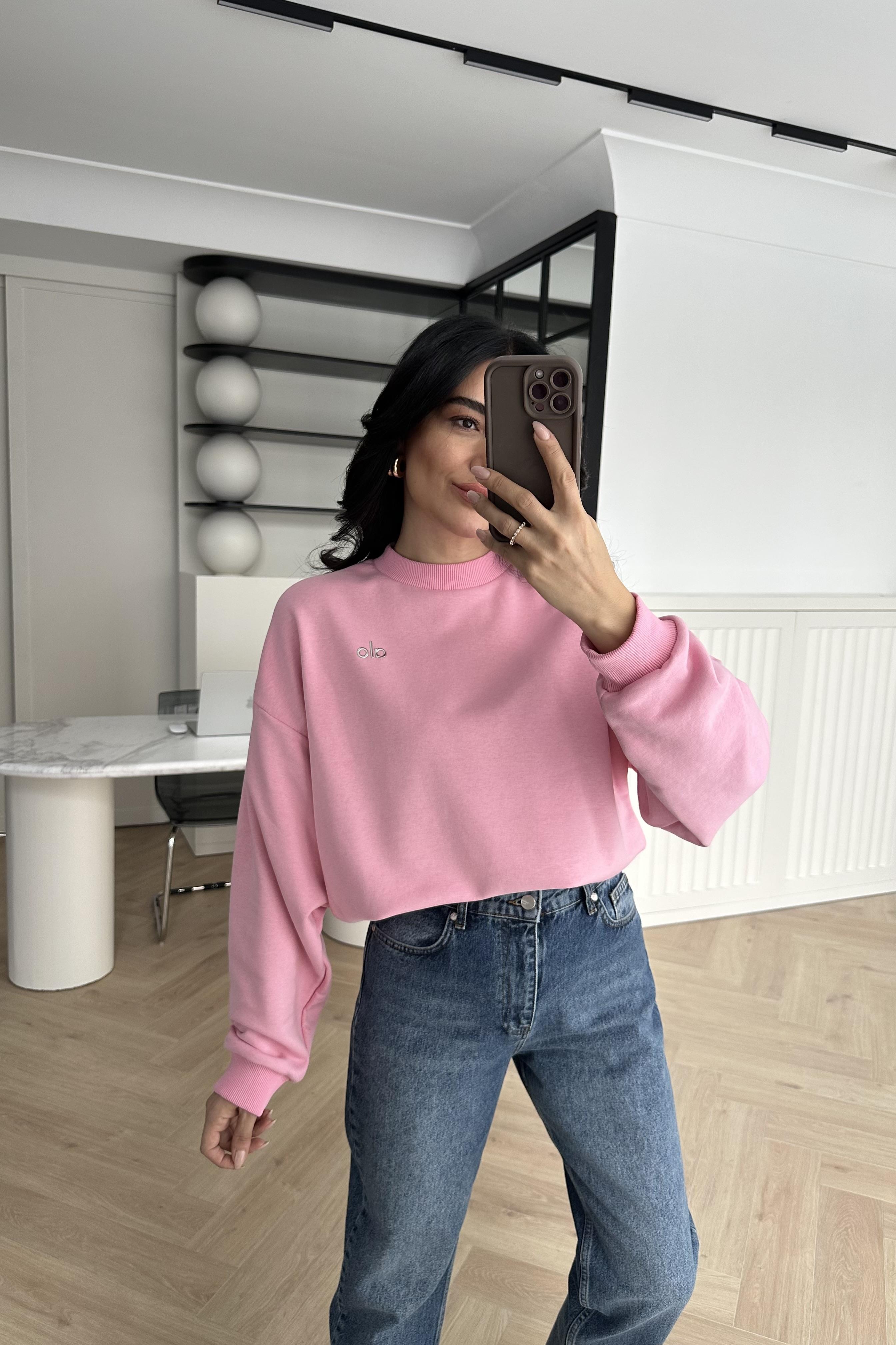 Pembe Logolu Özel Üretim Sweatshirt 