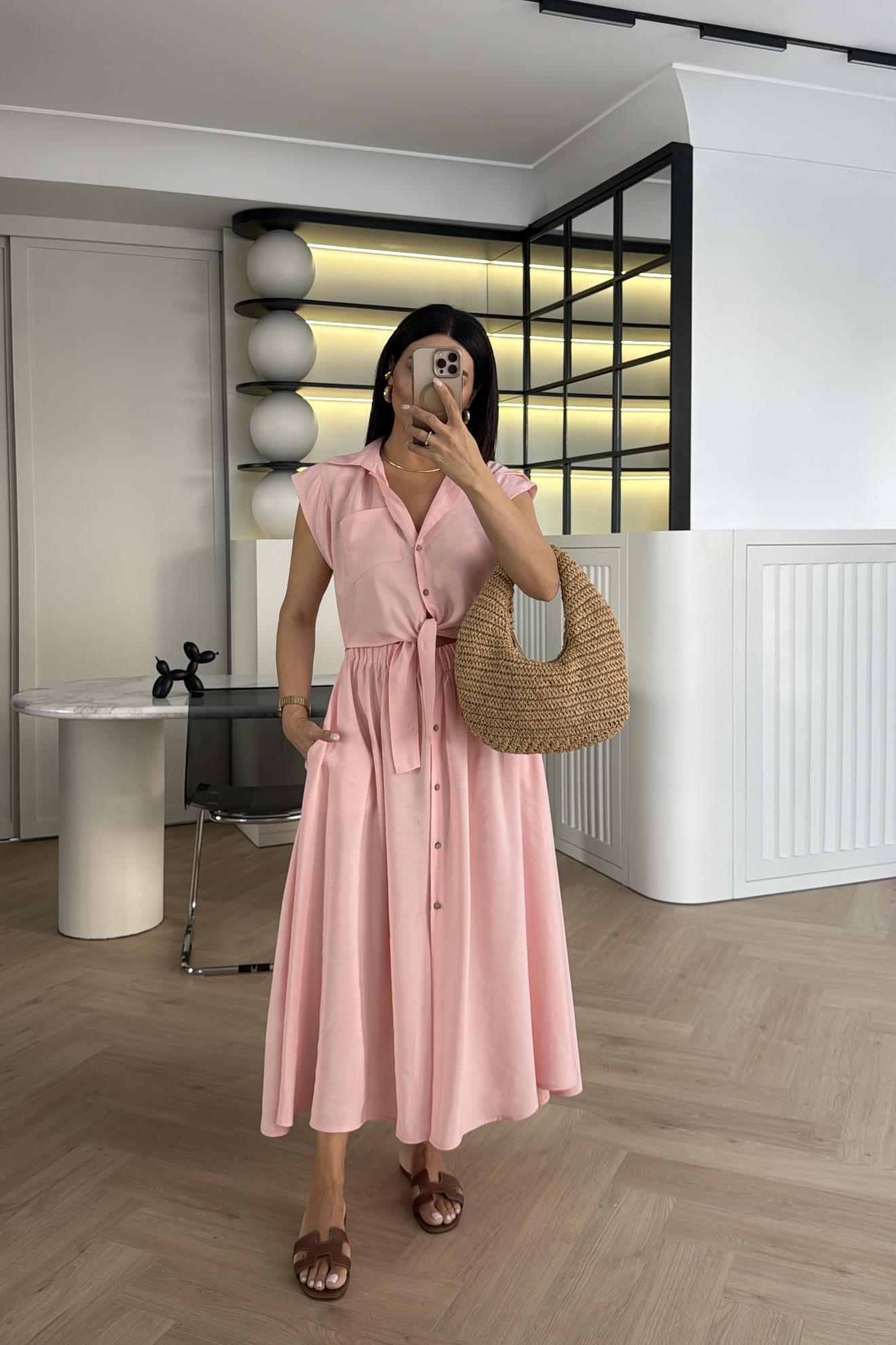 PEMBE TENSEL KUMAŞ ÖNDEN DÜĞMELİ ELBİSE