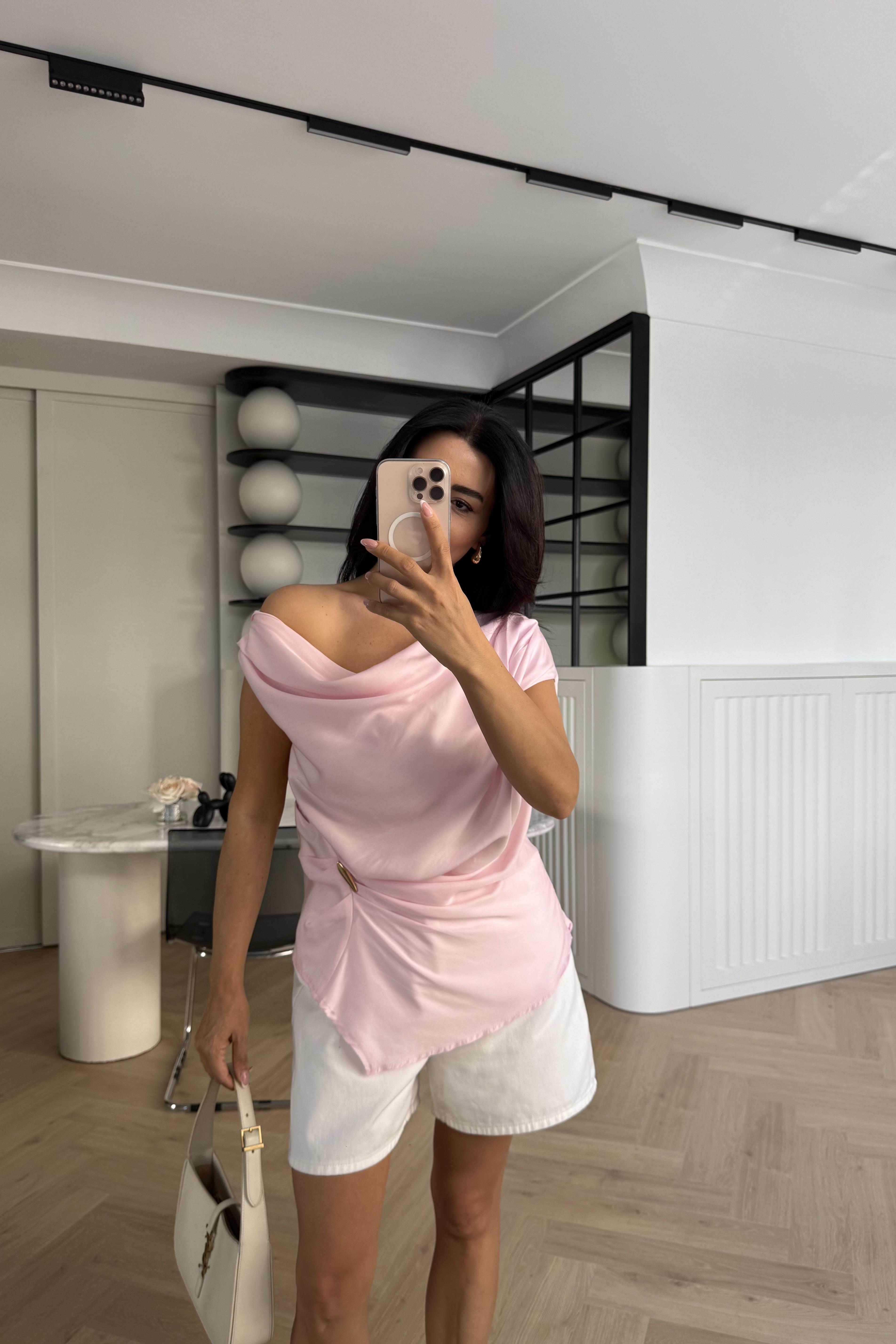 PEMBE ZR MODEL DÜŞÜK OMUZ BLUZ