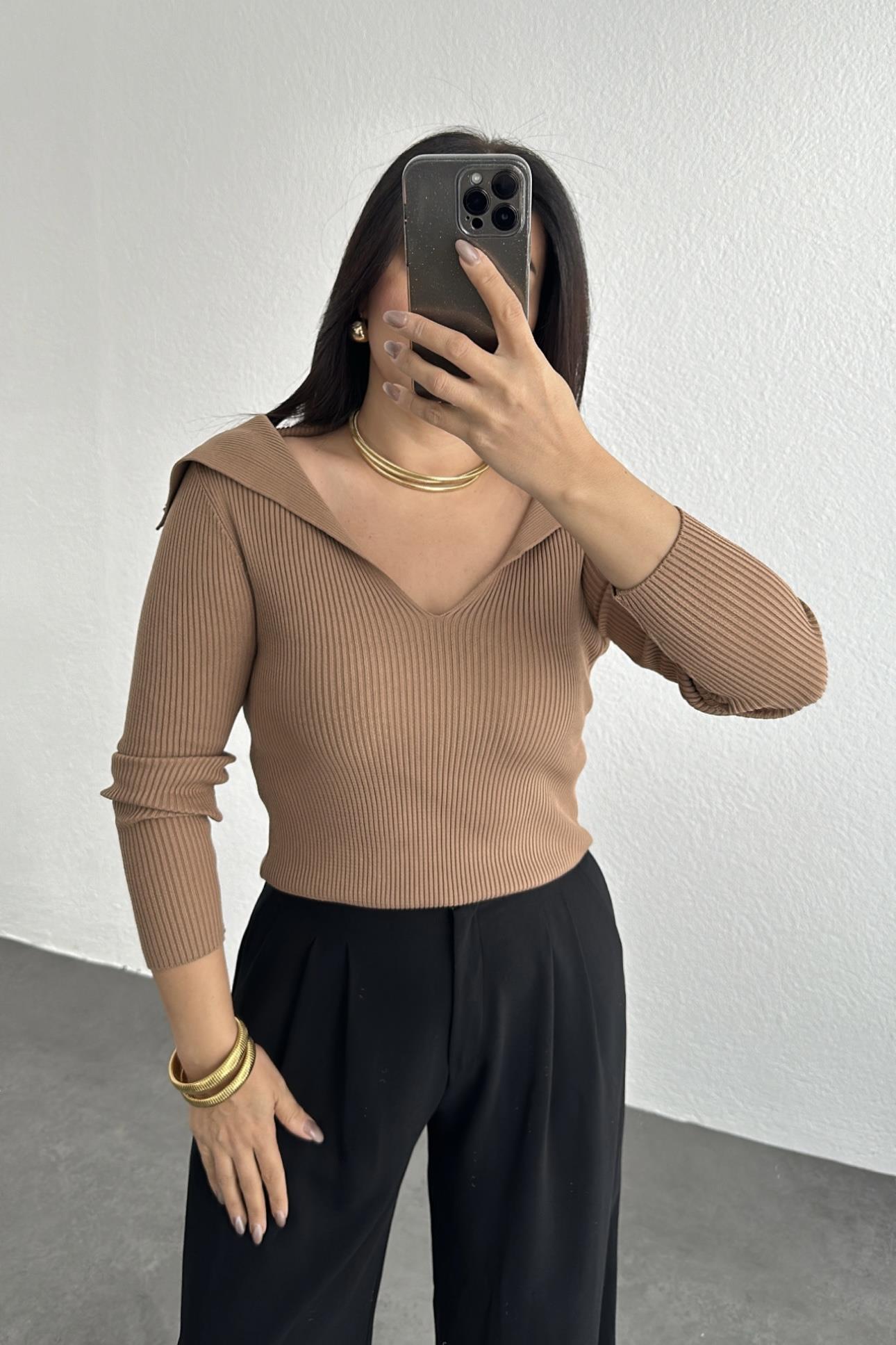 Şal Yaka Kaşmir Dokulu Triko Camel