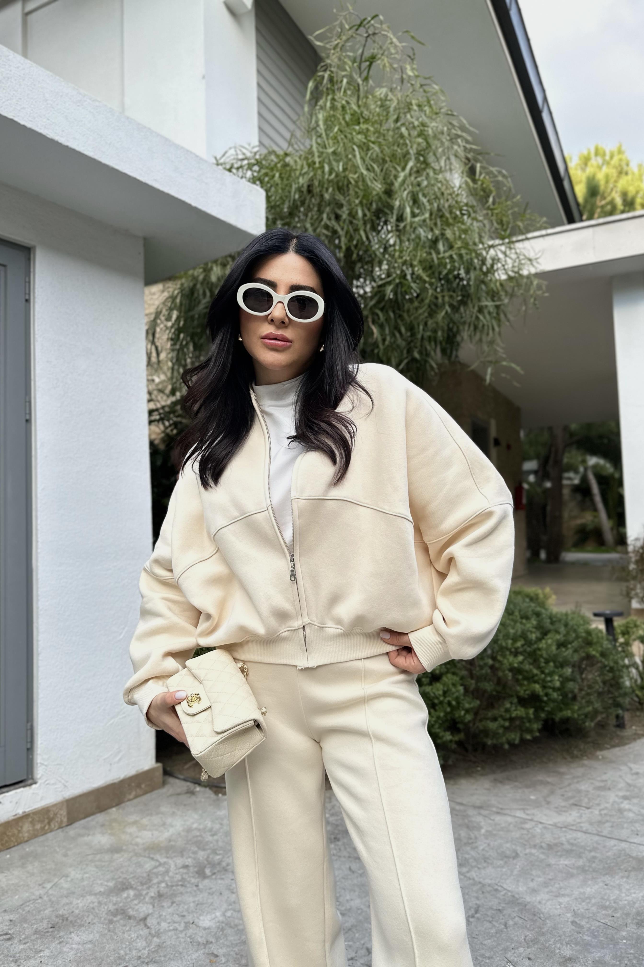 Şardonlu Marka Model Takım Ekru