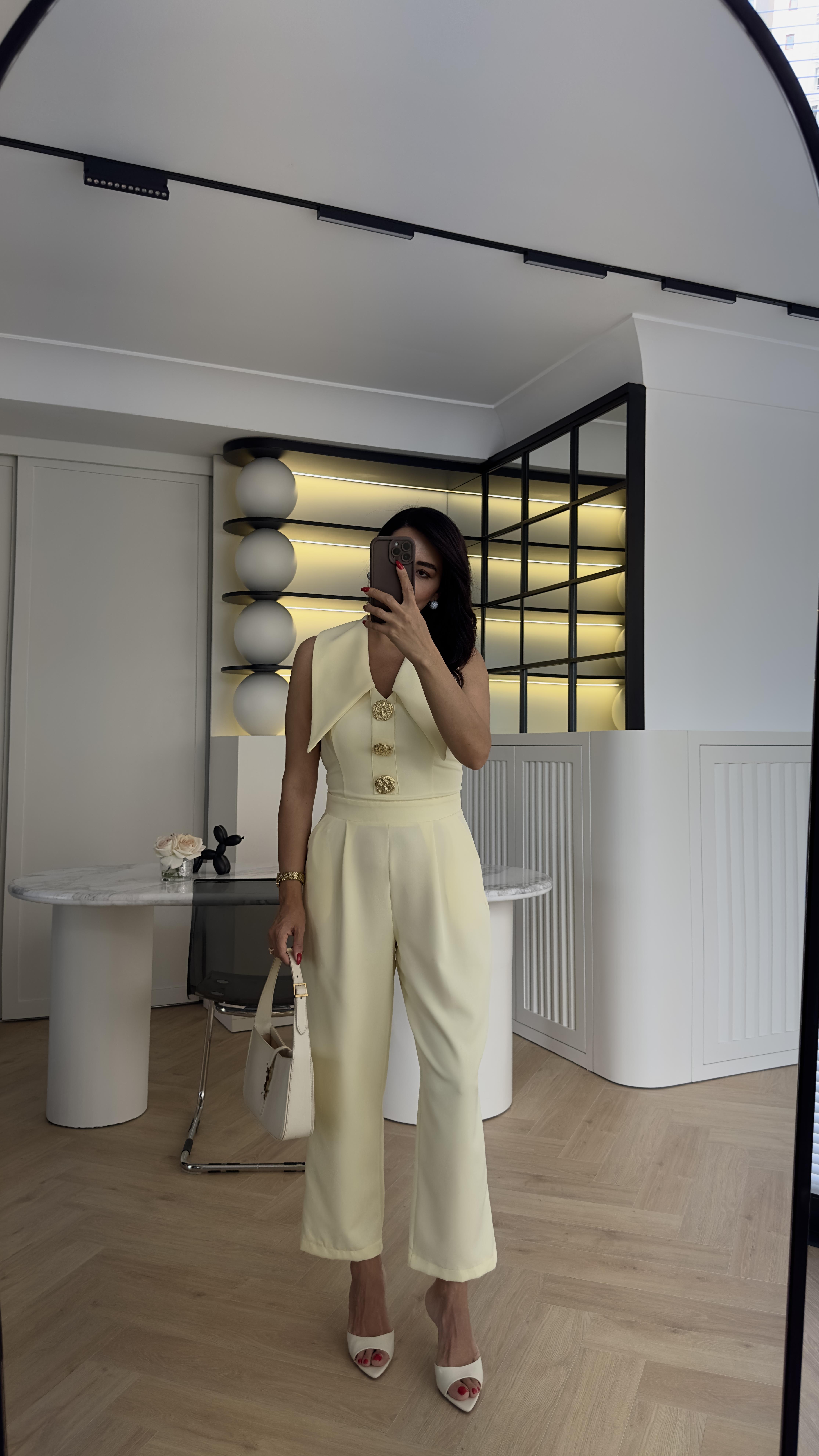 Sarı Renk Gold Düğmeli Tasarım Tulum