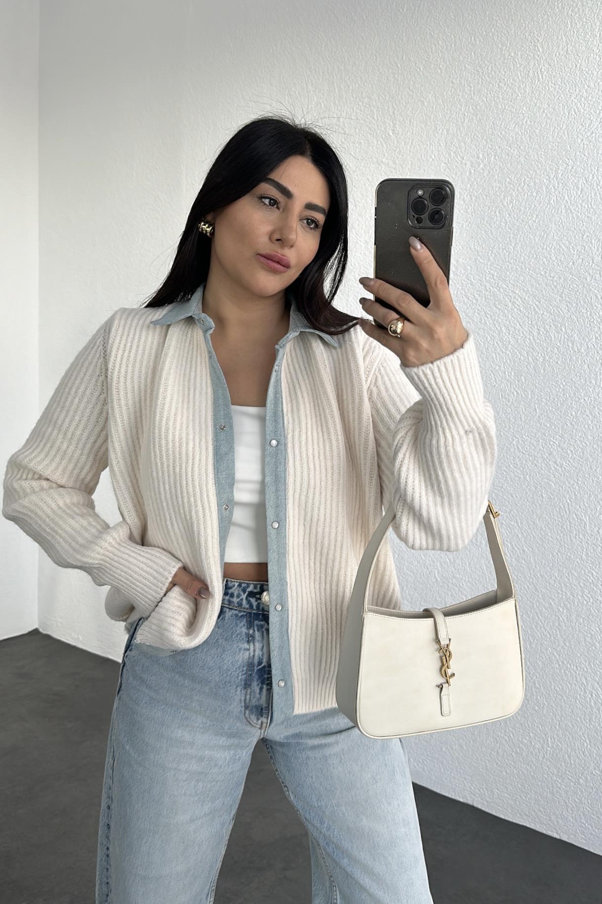 Sedef Düğmeli Denim Kumaş Detay Ekru Hırka