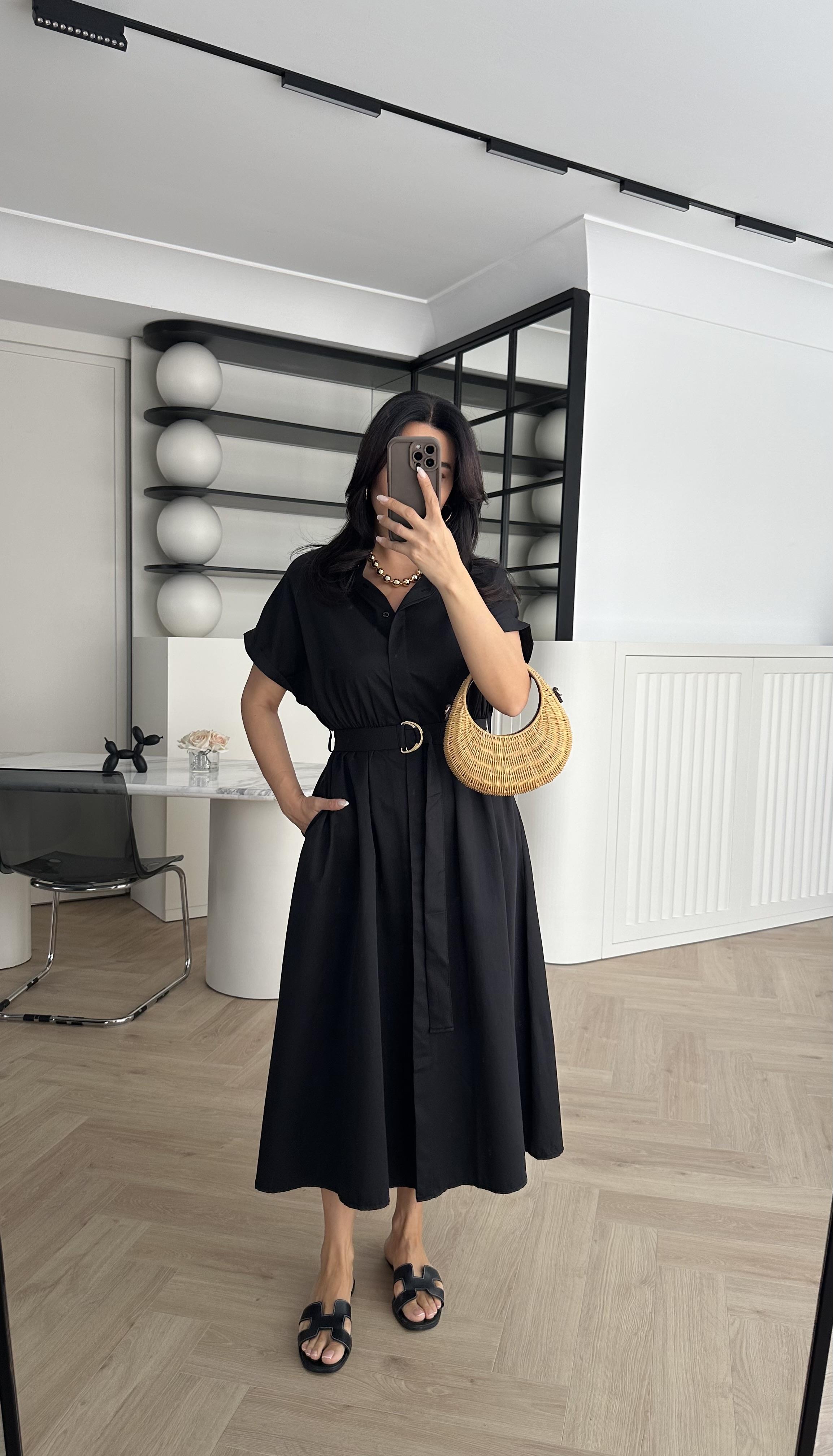 Siyah Cep Detaylı Kemerli Gömlek Elbise