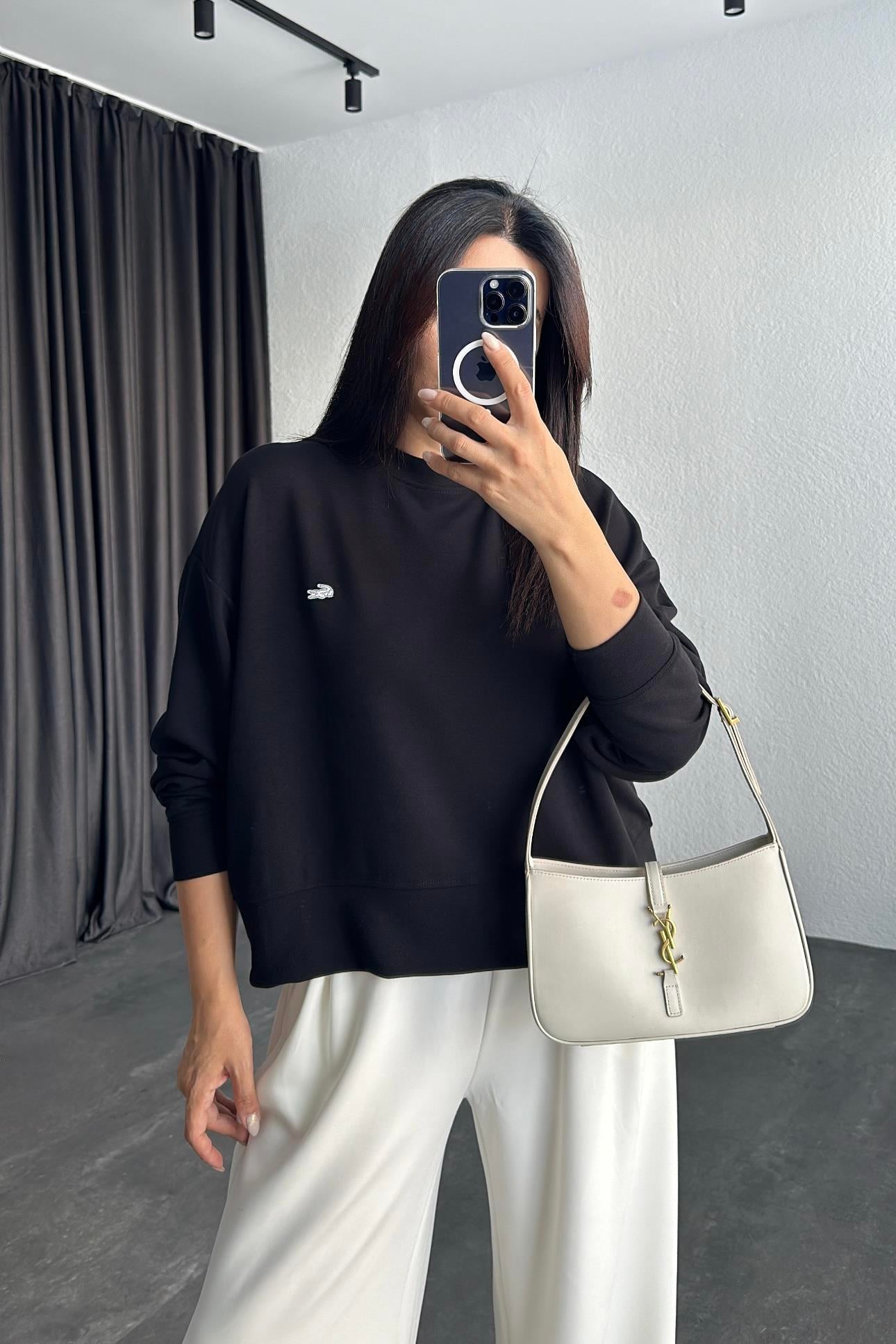 Siyah Renk Modal Kumaş Logolu Sweatshirt 