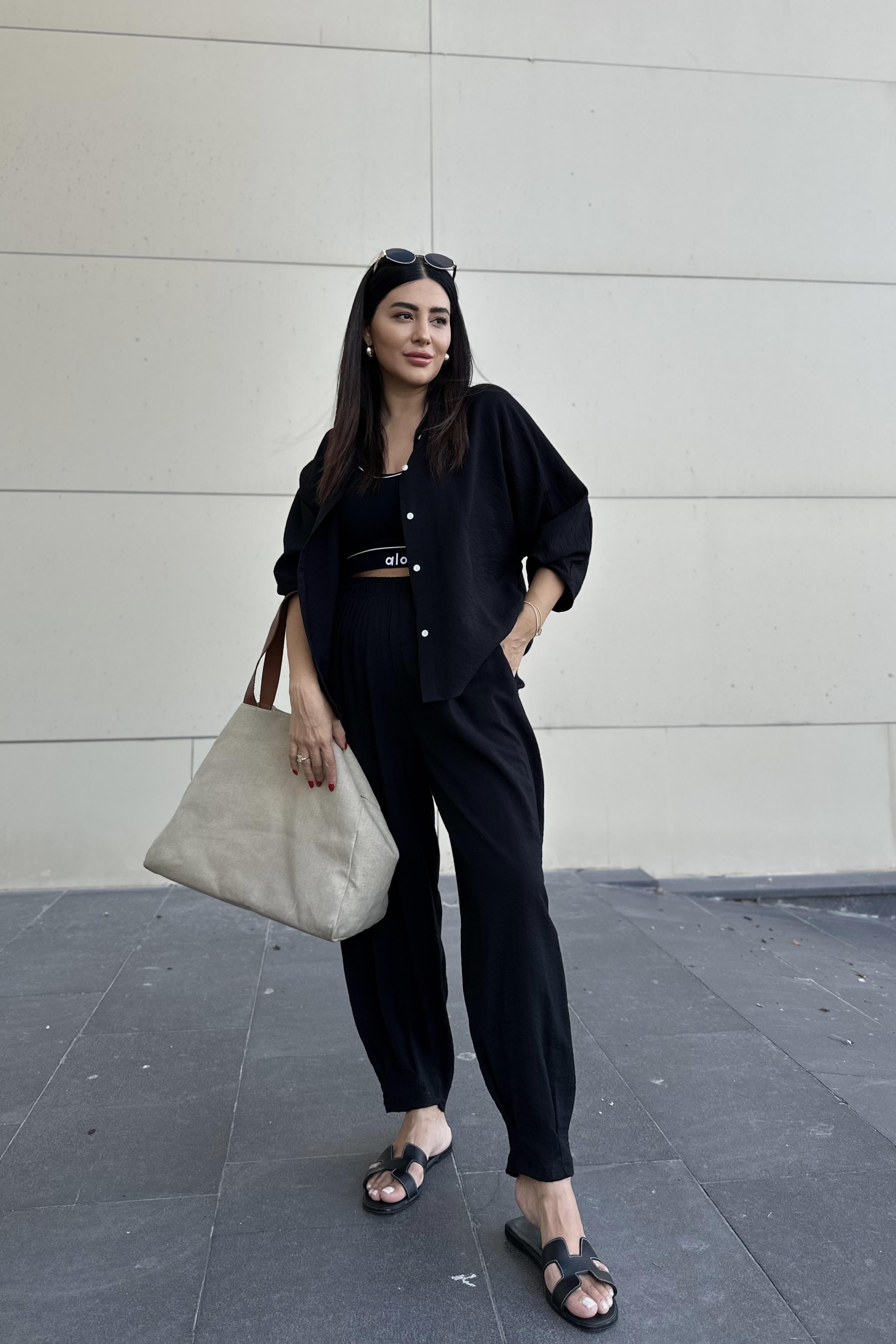 Siyah Renk Rahat Kalıp Modal Takım