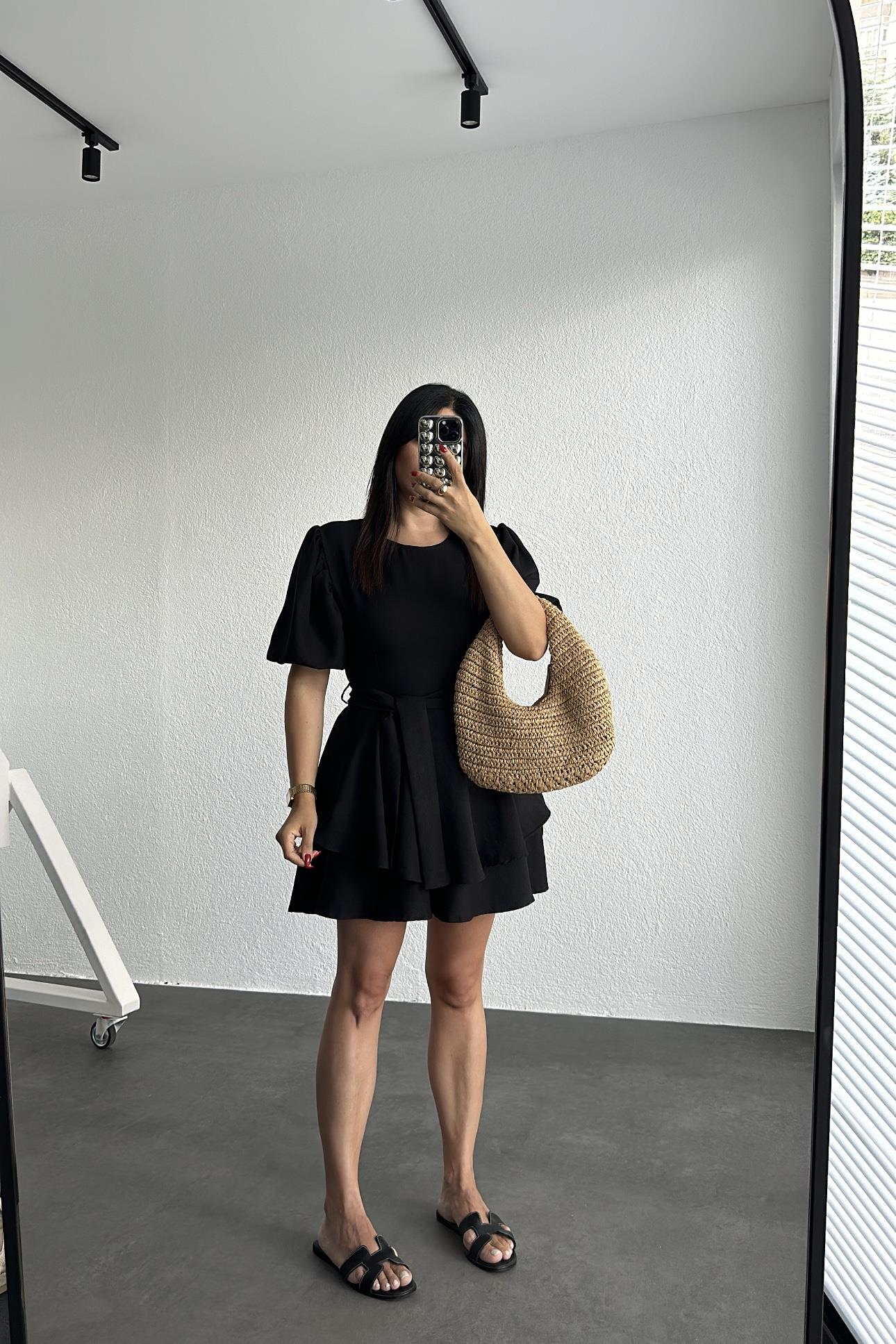 Siyah Renk Şortlu Keten Elbise