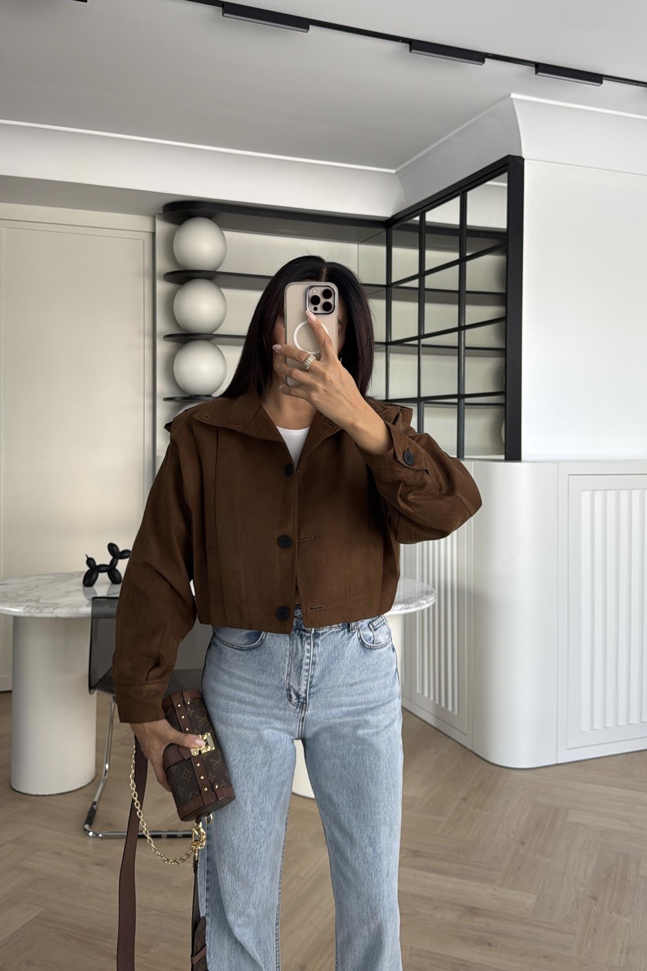 TARÇIN DÜĞMELİ SÜET KISA CEKET