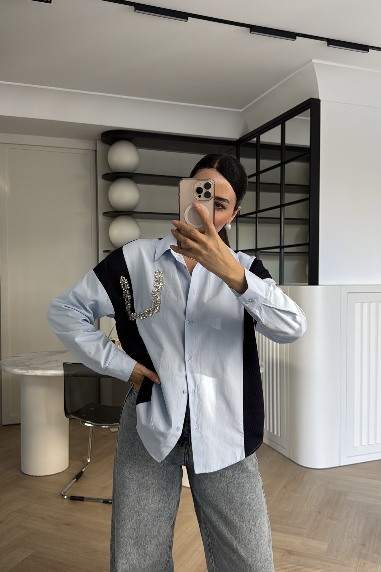 TRİKO GARNİLİ CEP KISMI TAŞ DETAYLI İPKYOL MODEL GÖMLEK LACİ