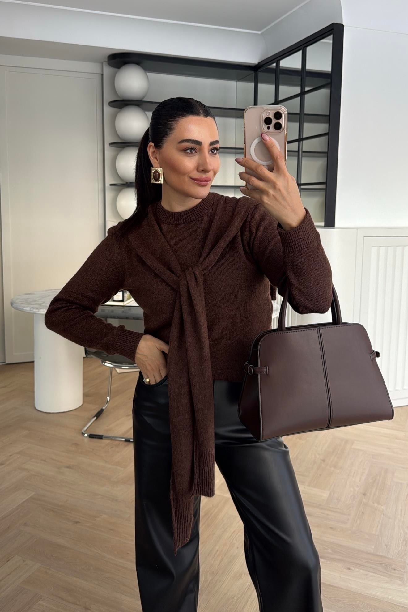 YAKASI ATKI DETAYLI KAZAK KAZAK KOYU TARÇIN 