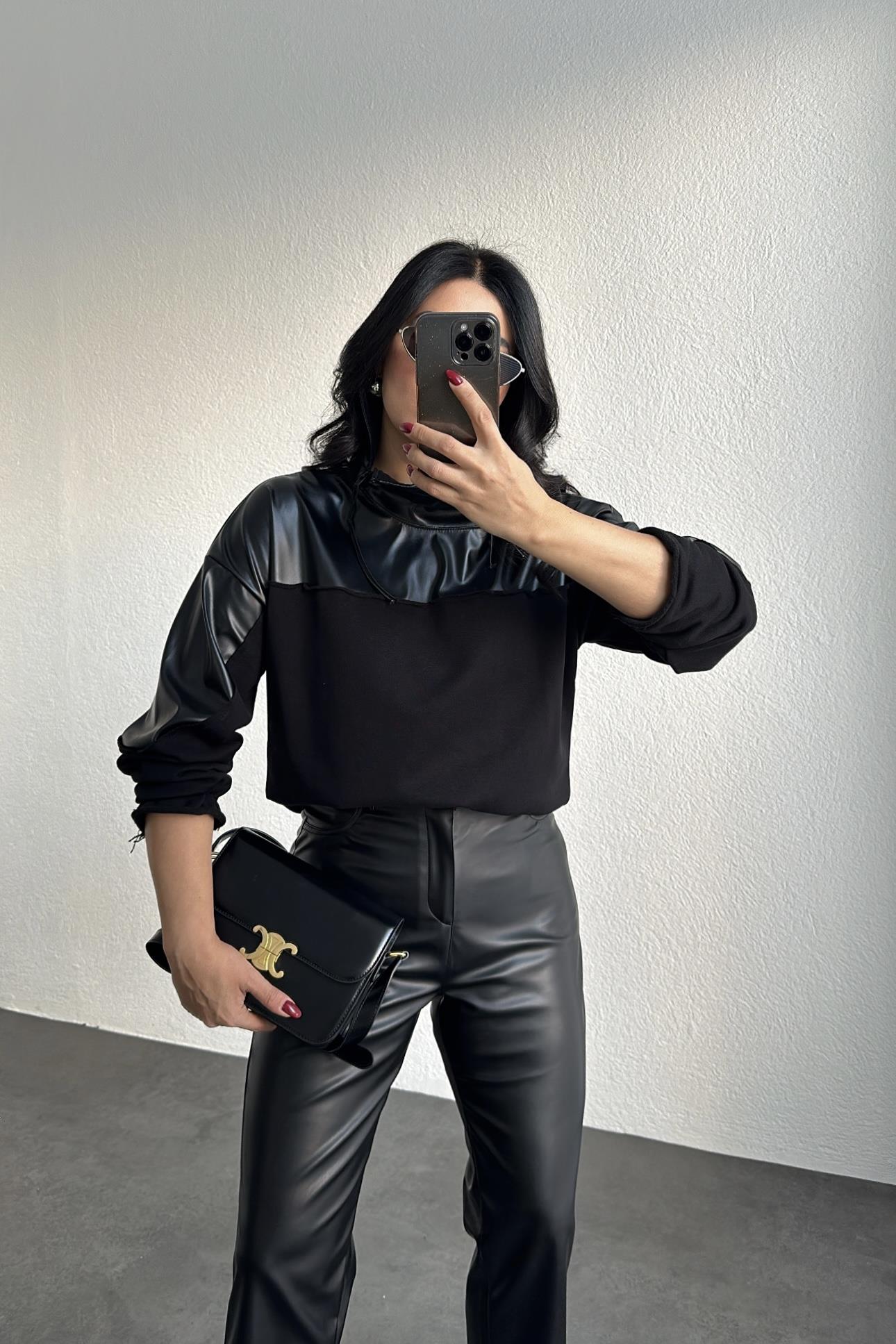 Yakası Fermuar Detaylı Deri Garnili Sweatshırt