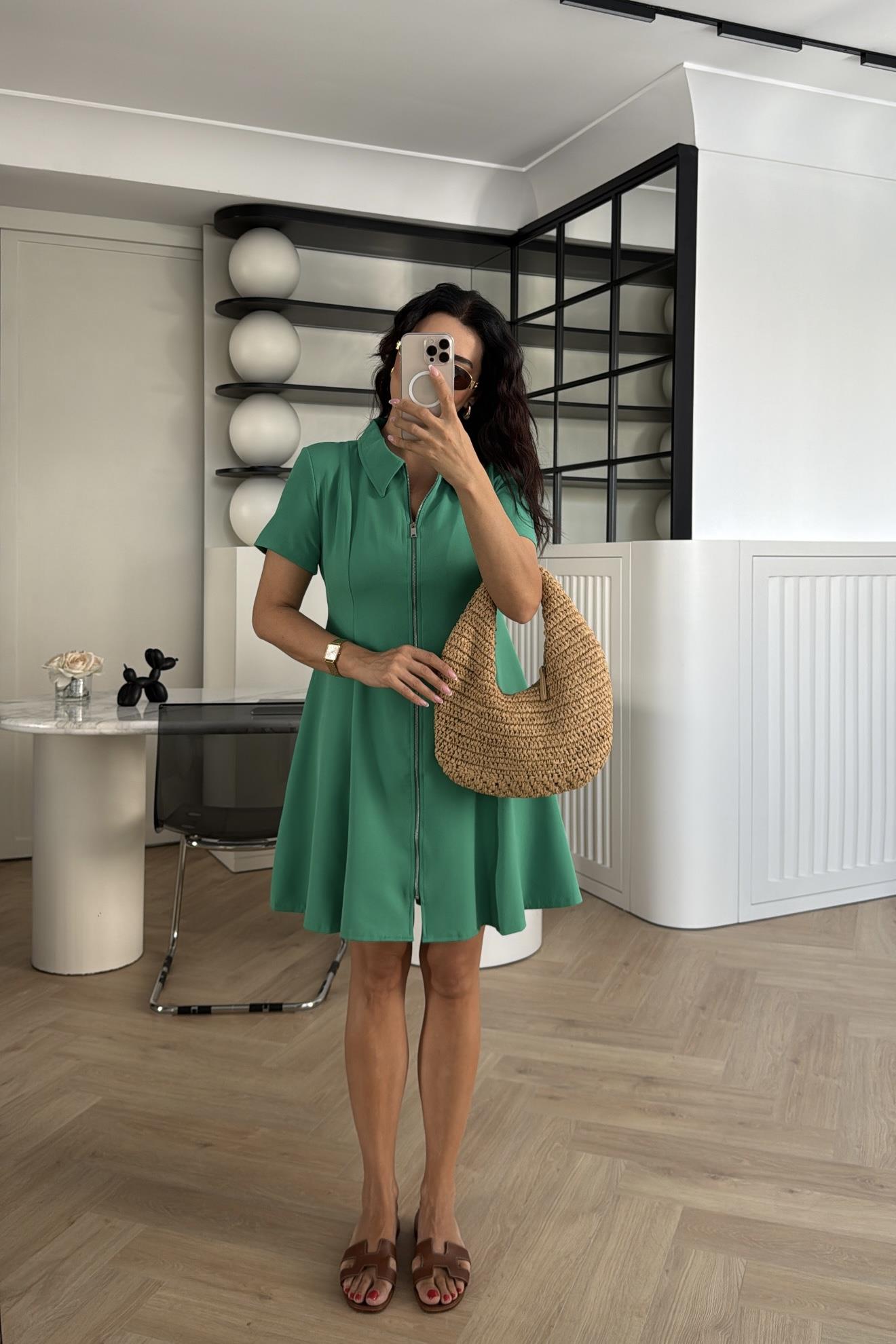 YEŞİL ÖNDEN FERMUARLI KREP KUMAŞ ELBİSE