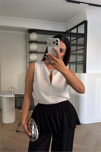 FİYONK DETAYLI BLUZ BEYAZ 