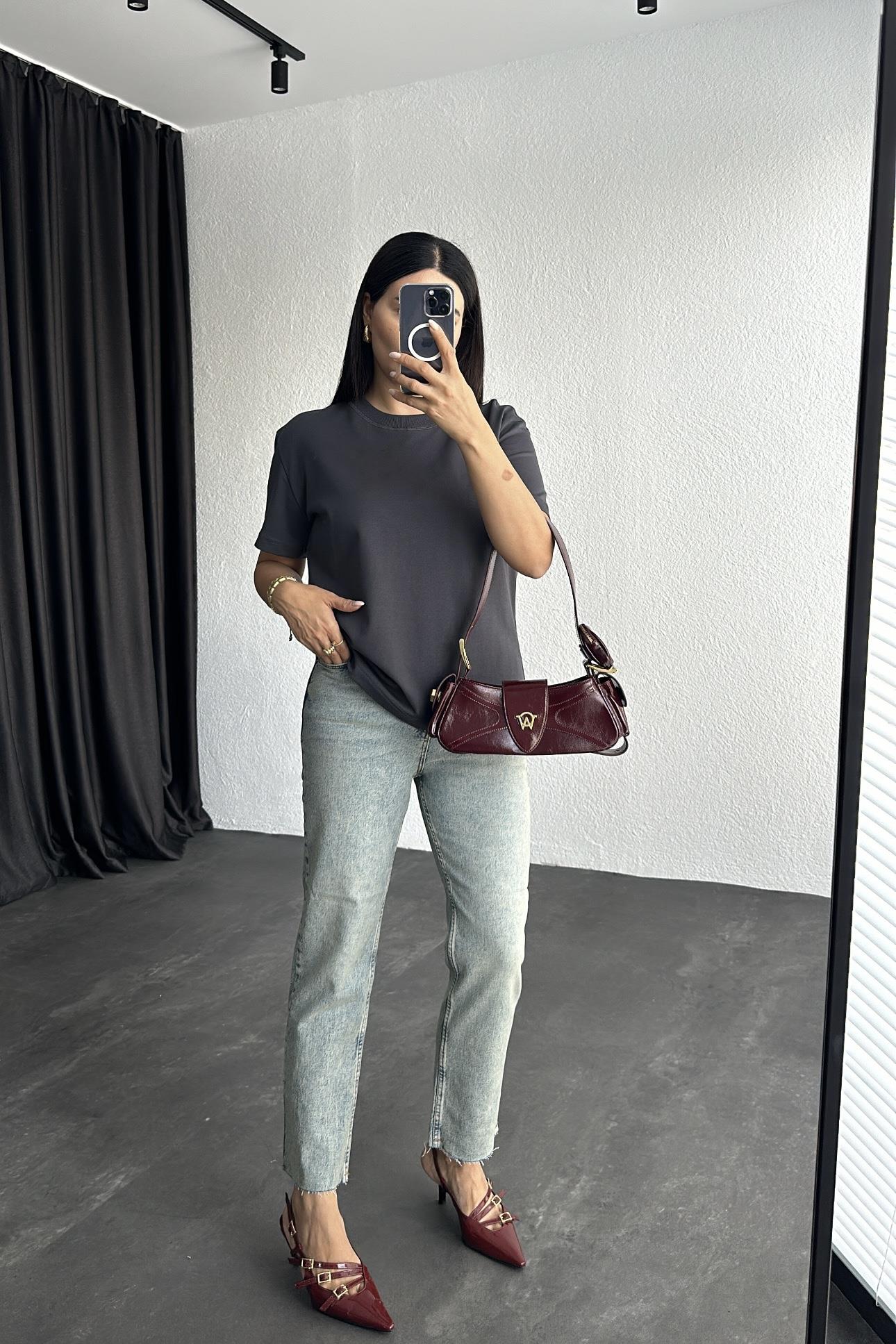 Antrasit Renk Dekoratif Yaka Dilvin Marka Basic