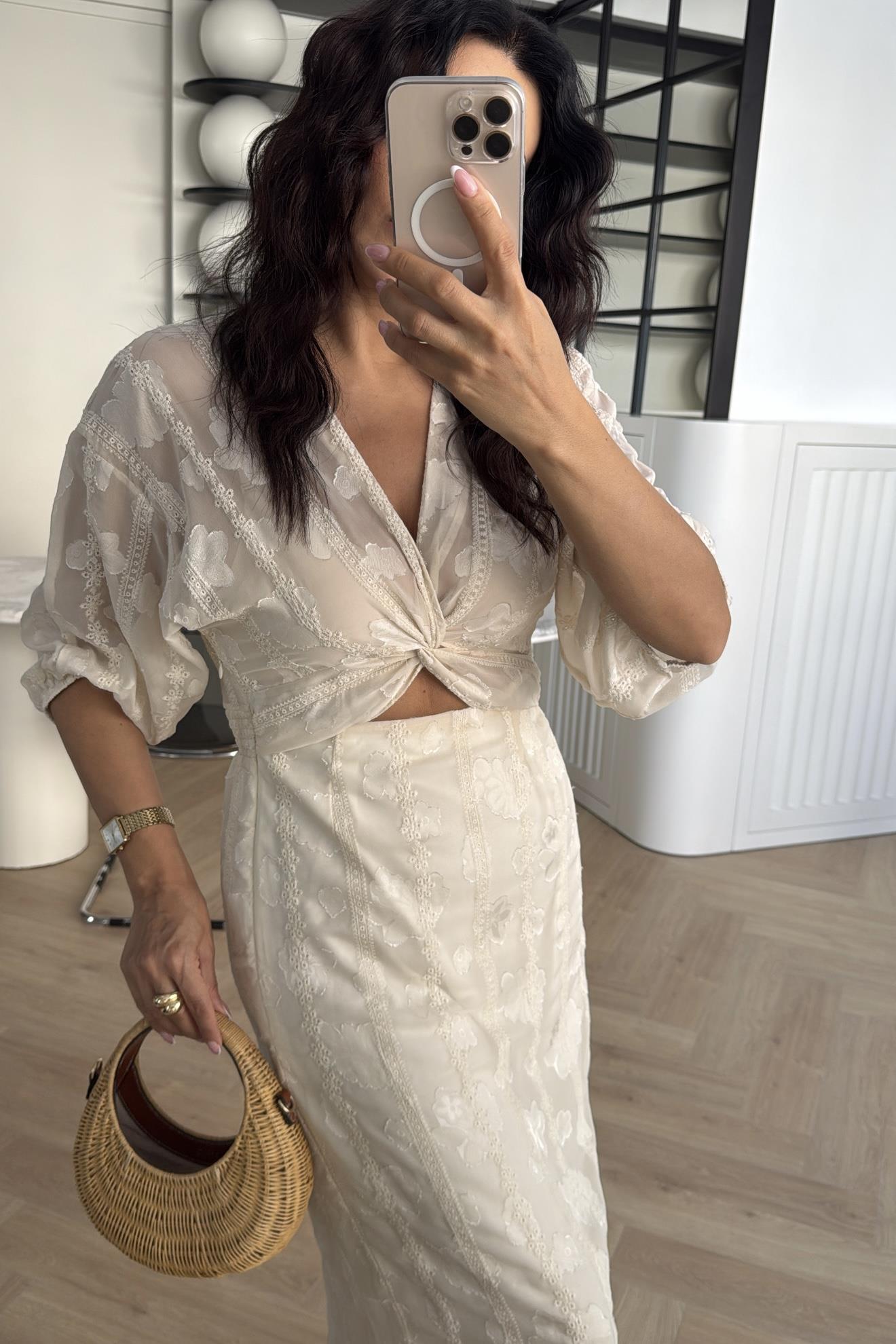 Astarlı Dantel Elbise 