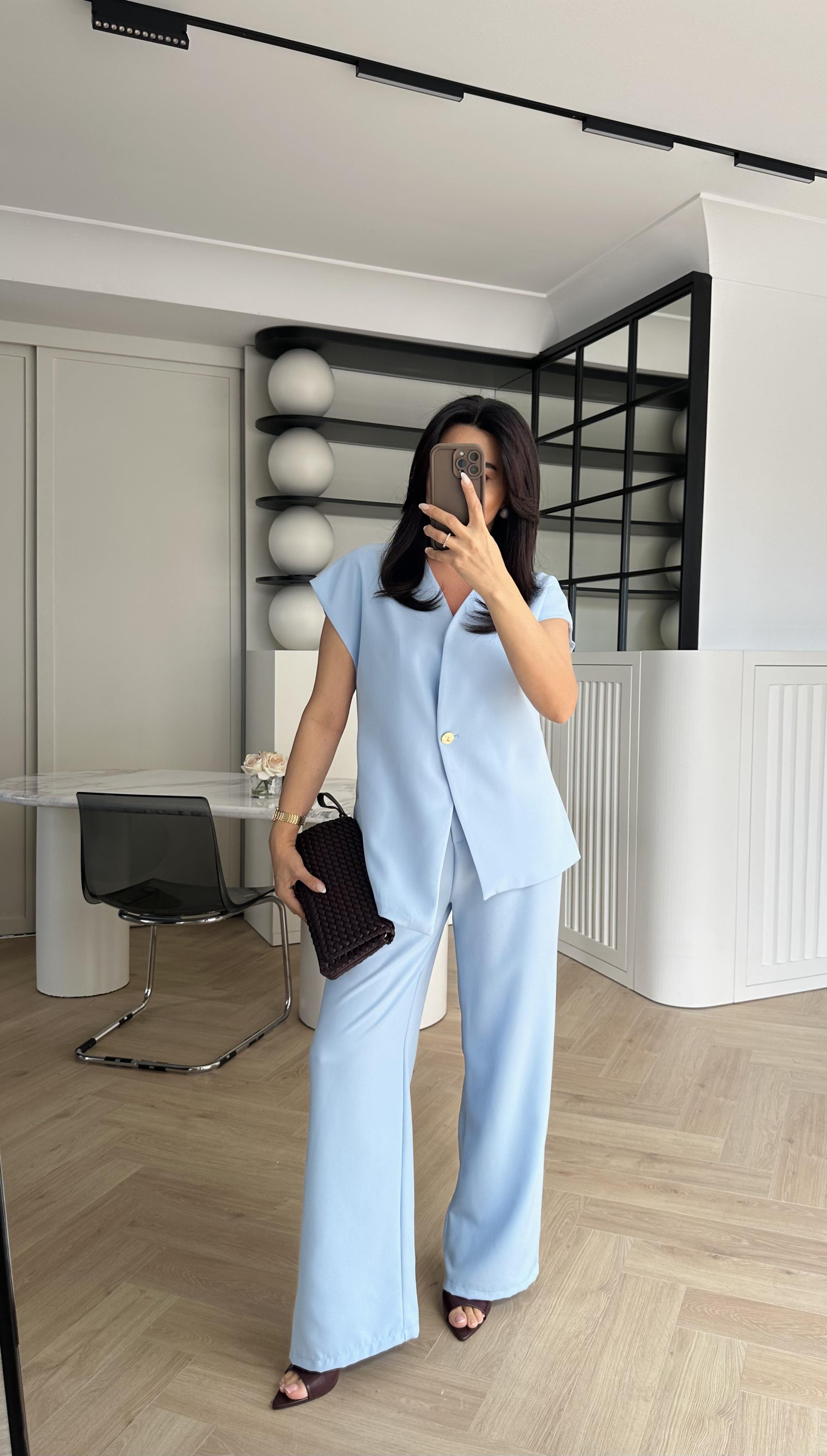 Bebe Mavi Gold Düğme Detaylı Yelek Pantolon Takım 