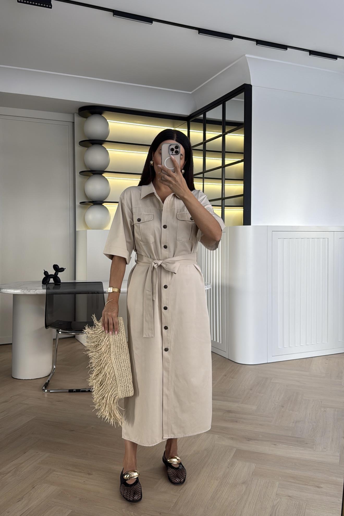 BEJ KUŞAKLI YIRTMAÇLI GÖMLEK ELBİSE 