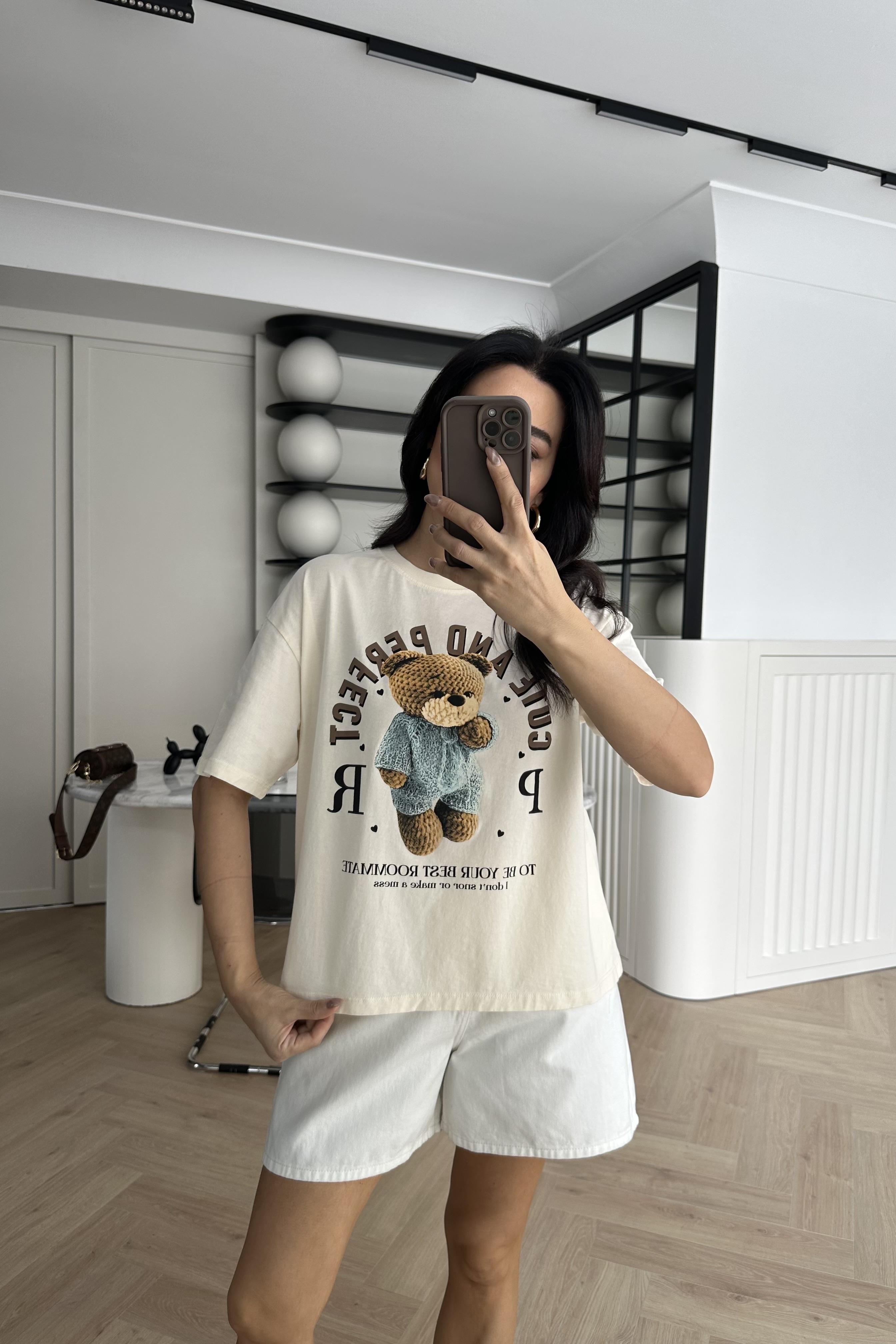 Bej Renk Ayıcık Baskılı Tişört 