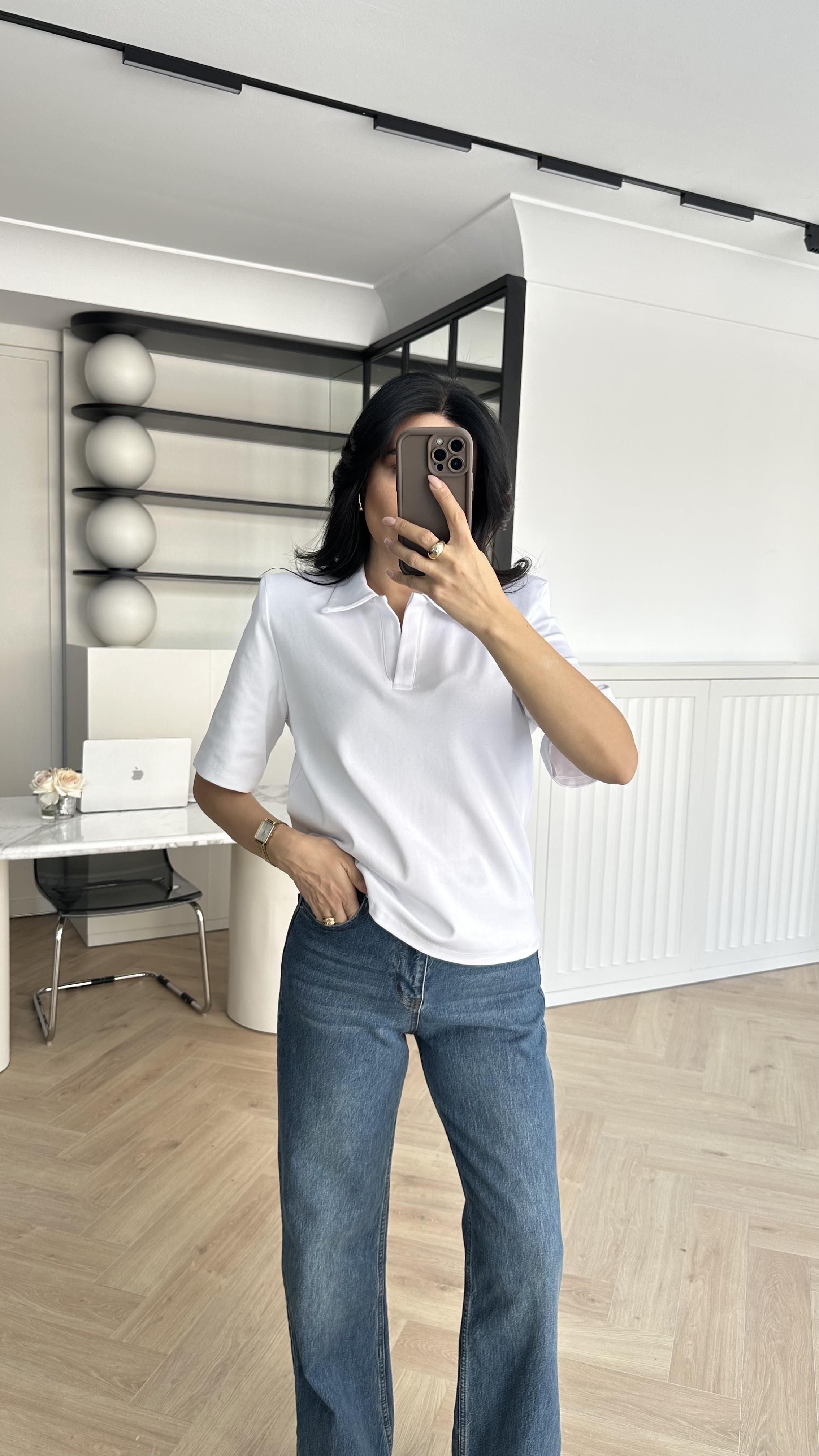 Beyaz Vatkalı Polo Yaka Tişört 