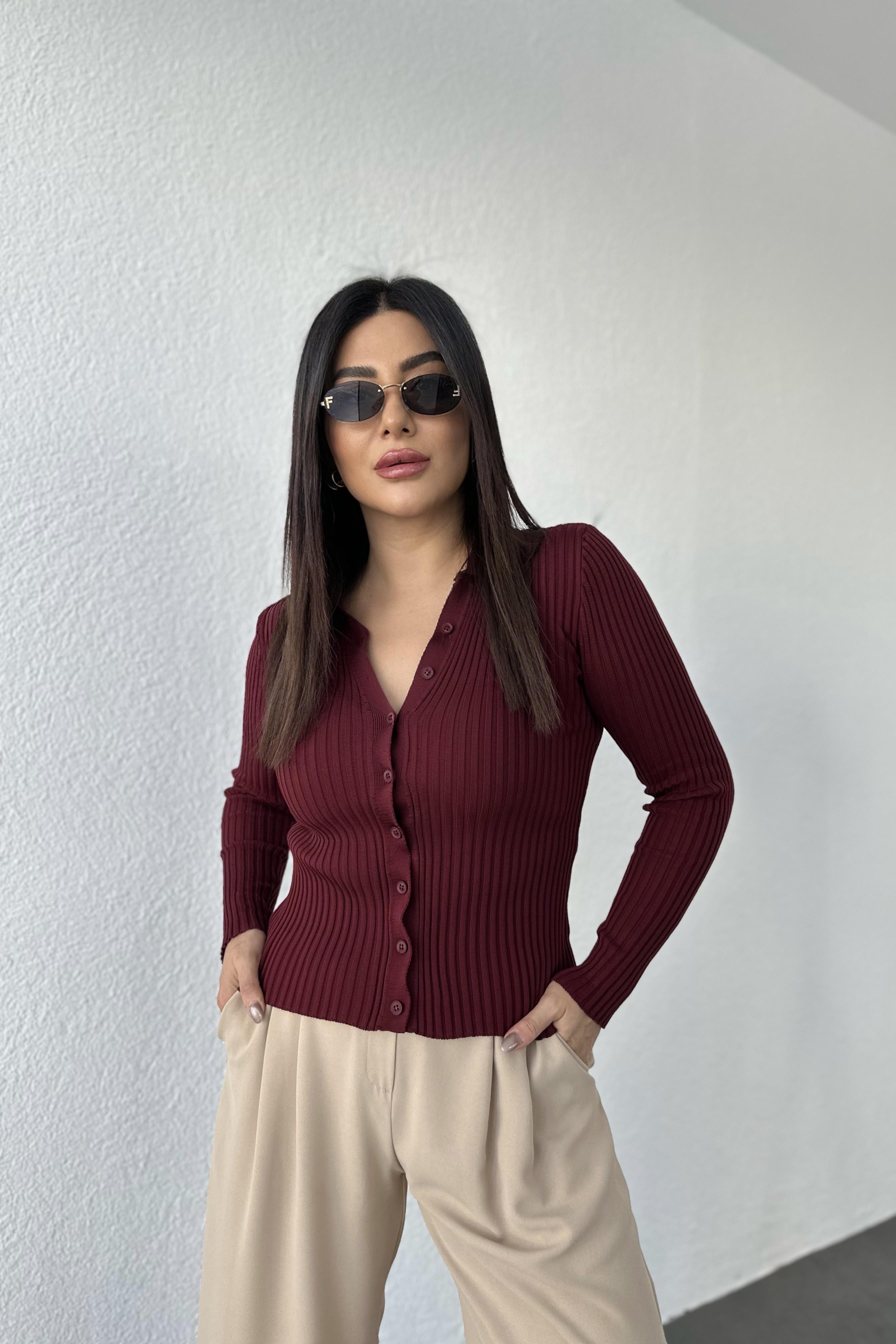 Bordo Önden Düğmeli Çelik Triko Hırka