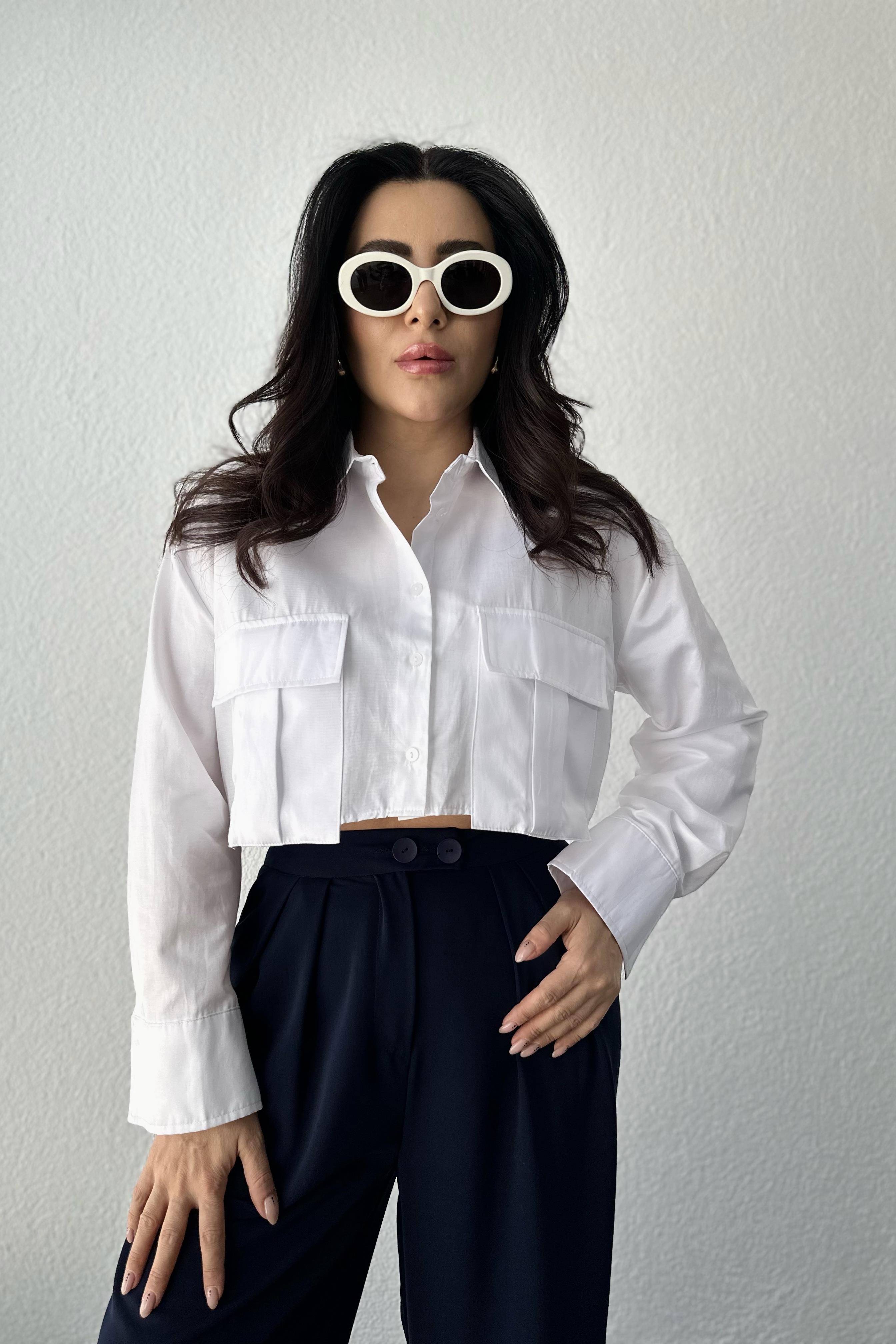 Büyük Cep Detay Poplin Kumaş Crop Gömlek Beyaz