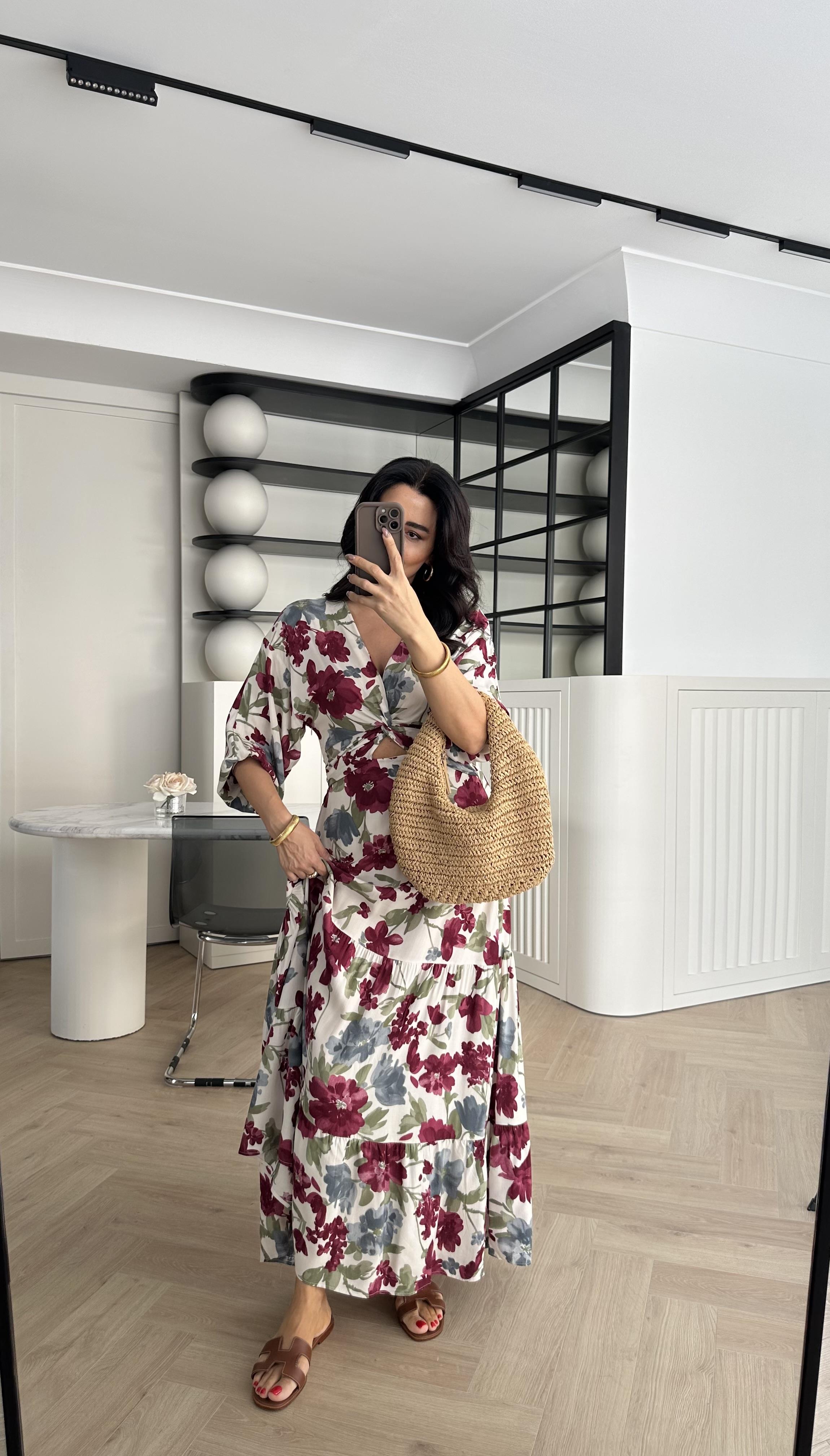 Çiçekli Zr Model Elbise