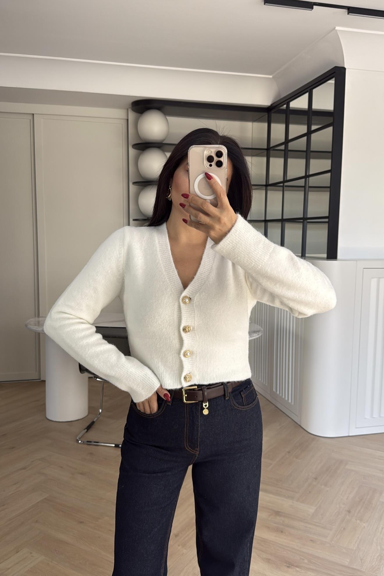 DİLVİN İNCİ DÜĞMELİ EKRU HIRKA