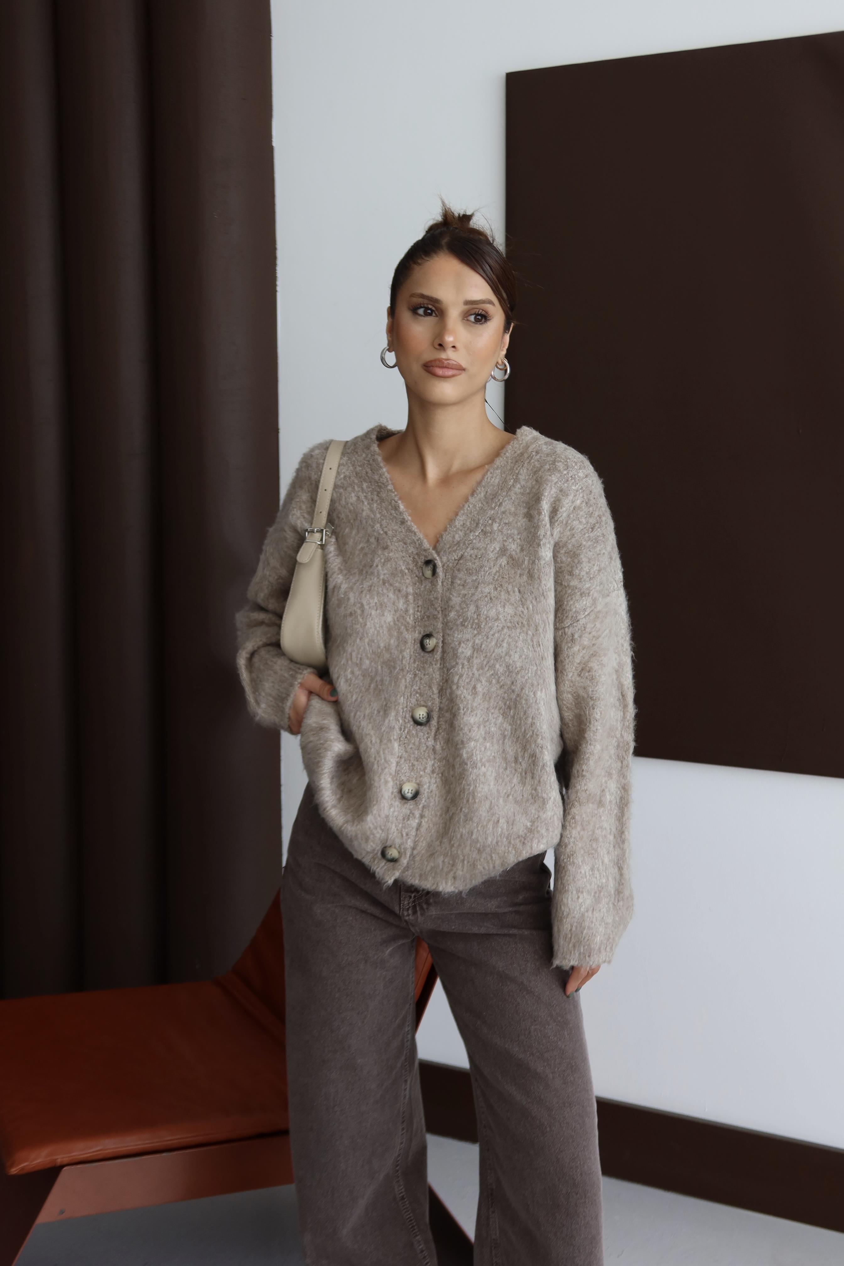 DİLVİN ŞARDONLU YUMOŞ HIRKA VİZON