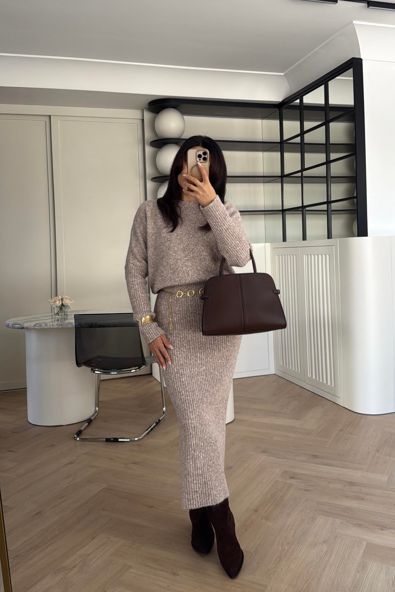 DİLVİN TRİKO ELBİSE 