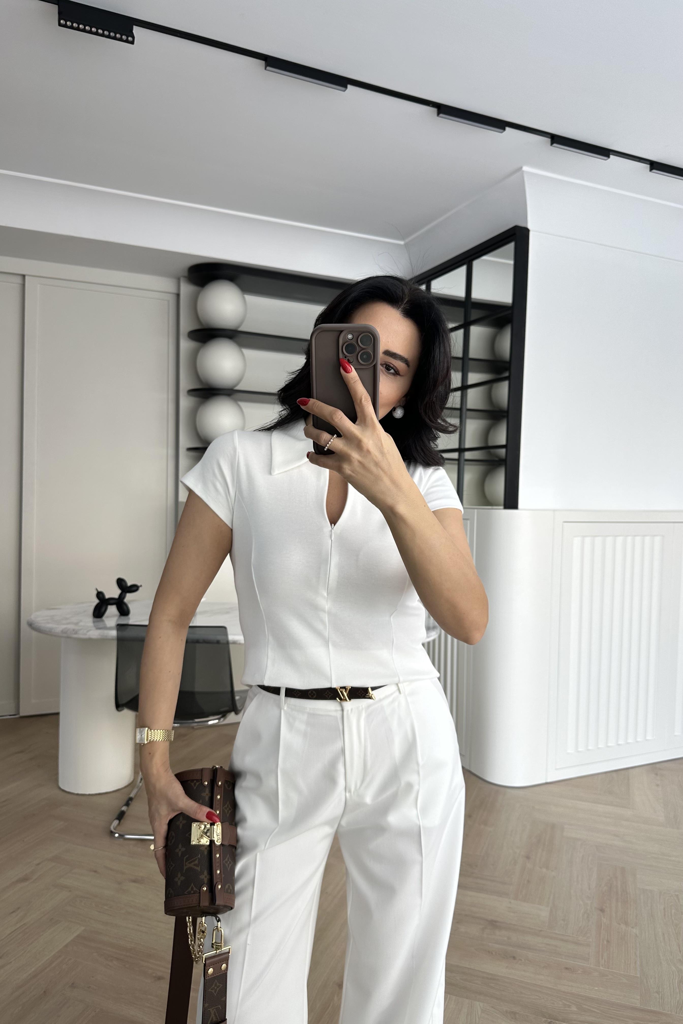 Ekru Fermuarlı Polo Yaka Tişört 