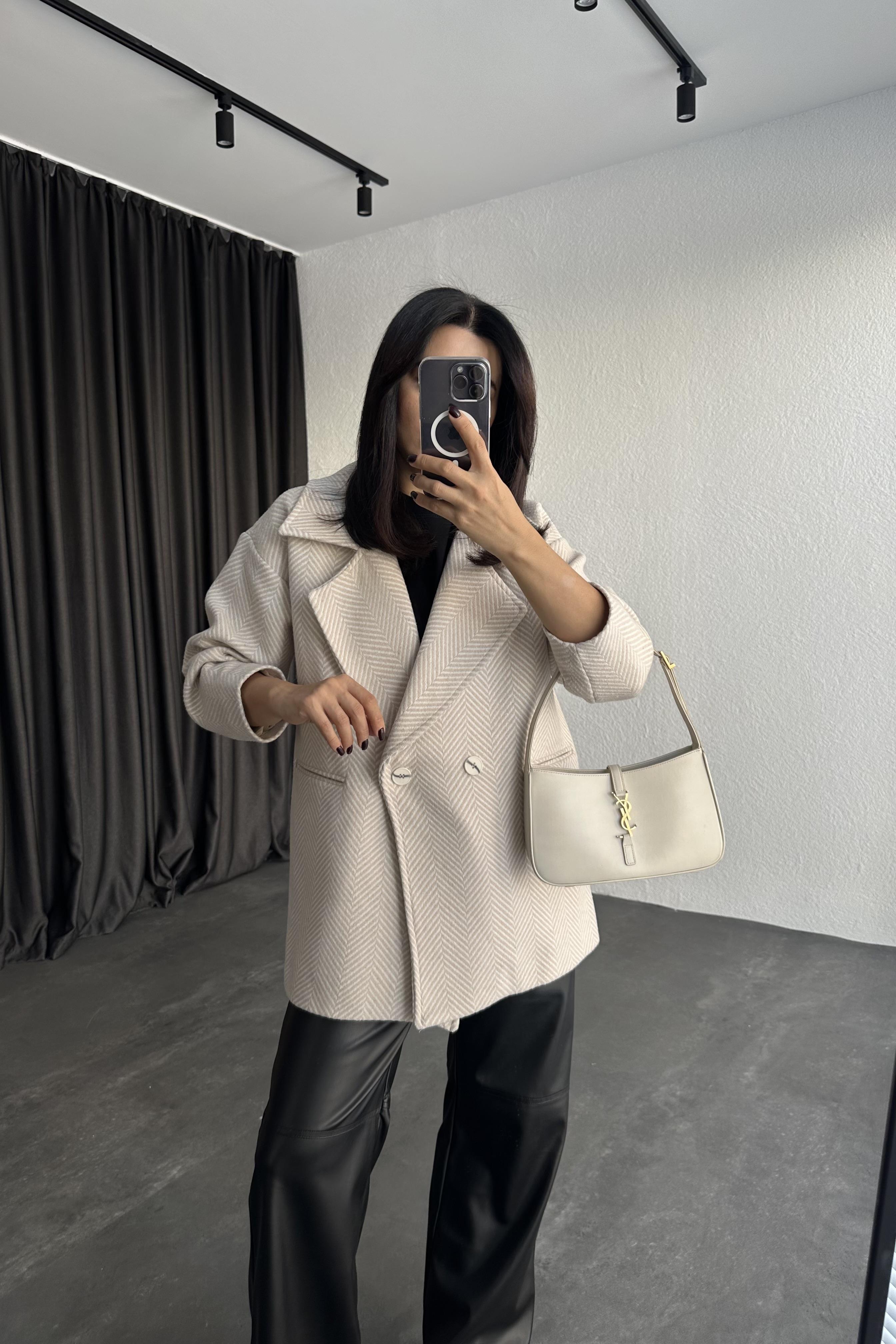 Ekru Kazayağı Desen Kaşe Kaban 