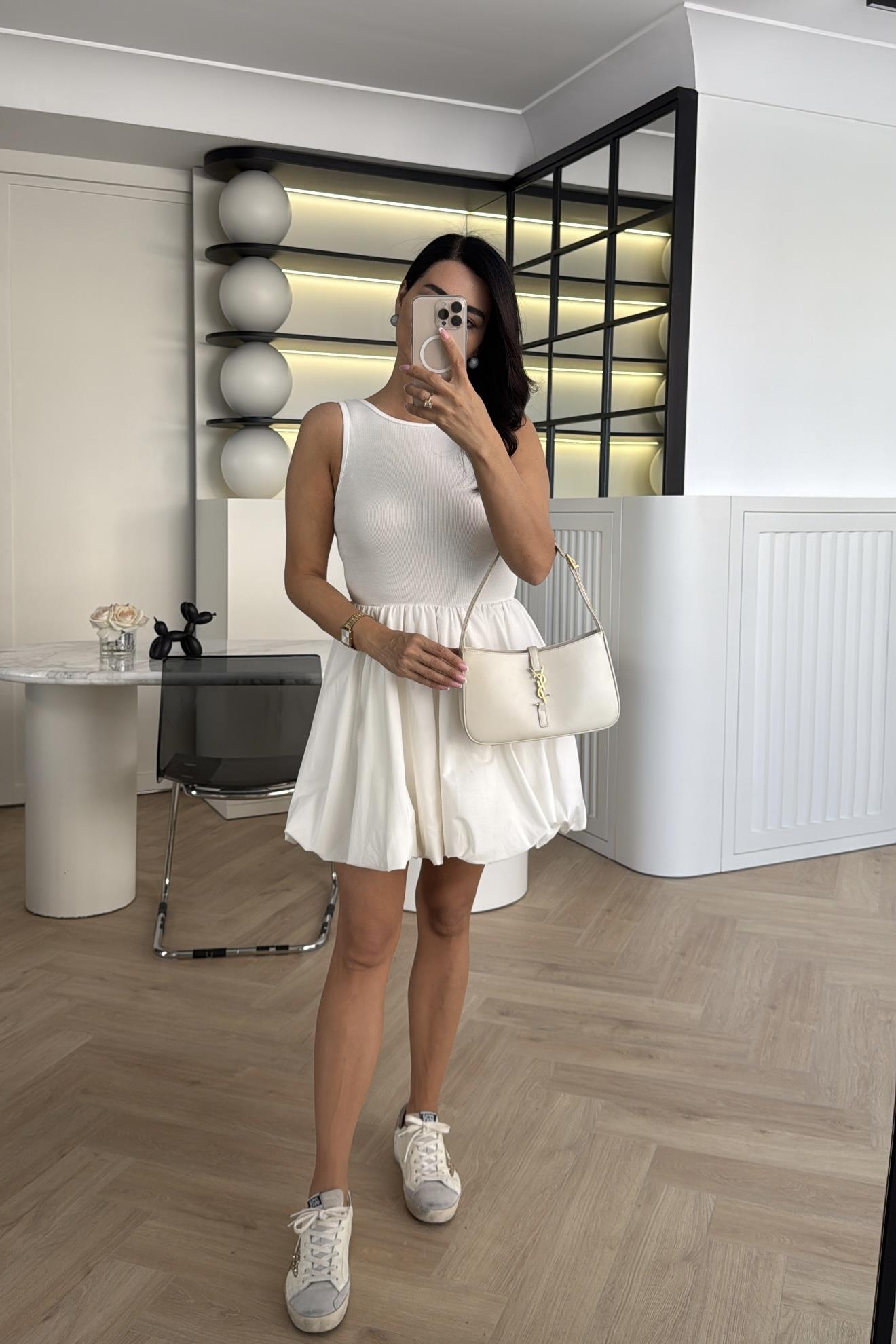 Ekru Kolsuz Balon Etekli Elbise