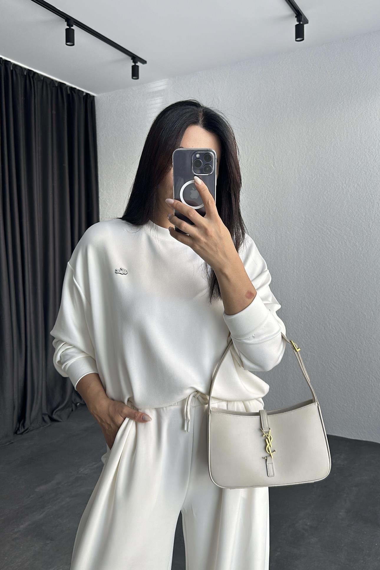 Ekru Modal Kumaş Logolu Sweatshirt 