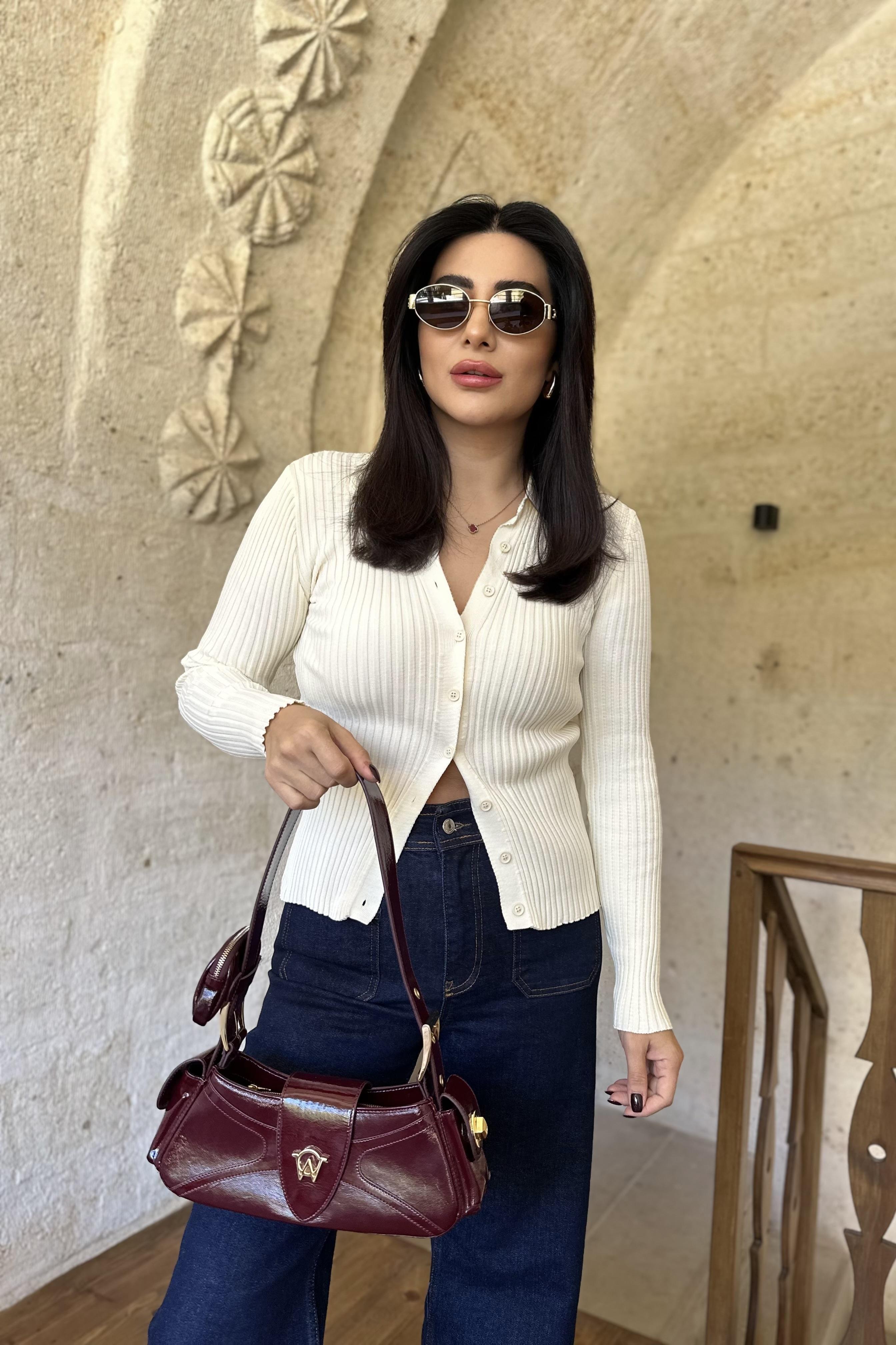 Ekru Önden Düğmeli Çelik Triko Hırka