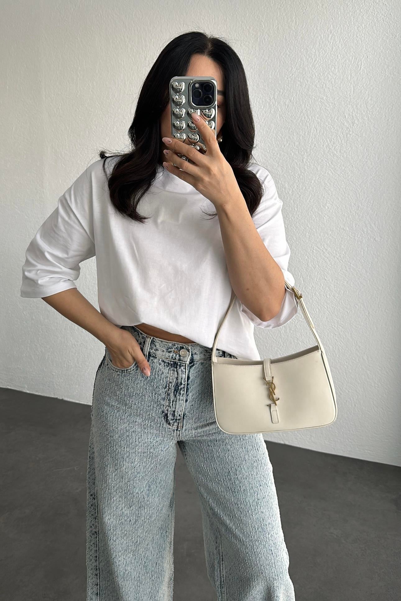 Ekru Renk Rahat Kalıp Basic Tişört