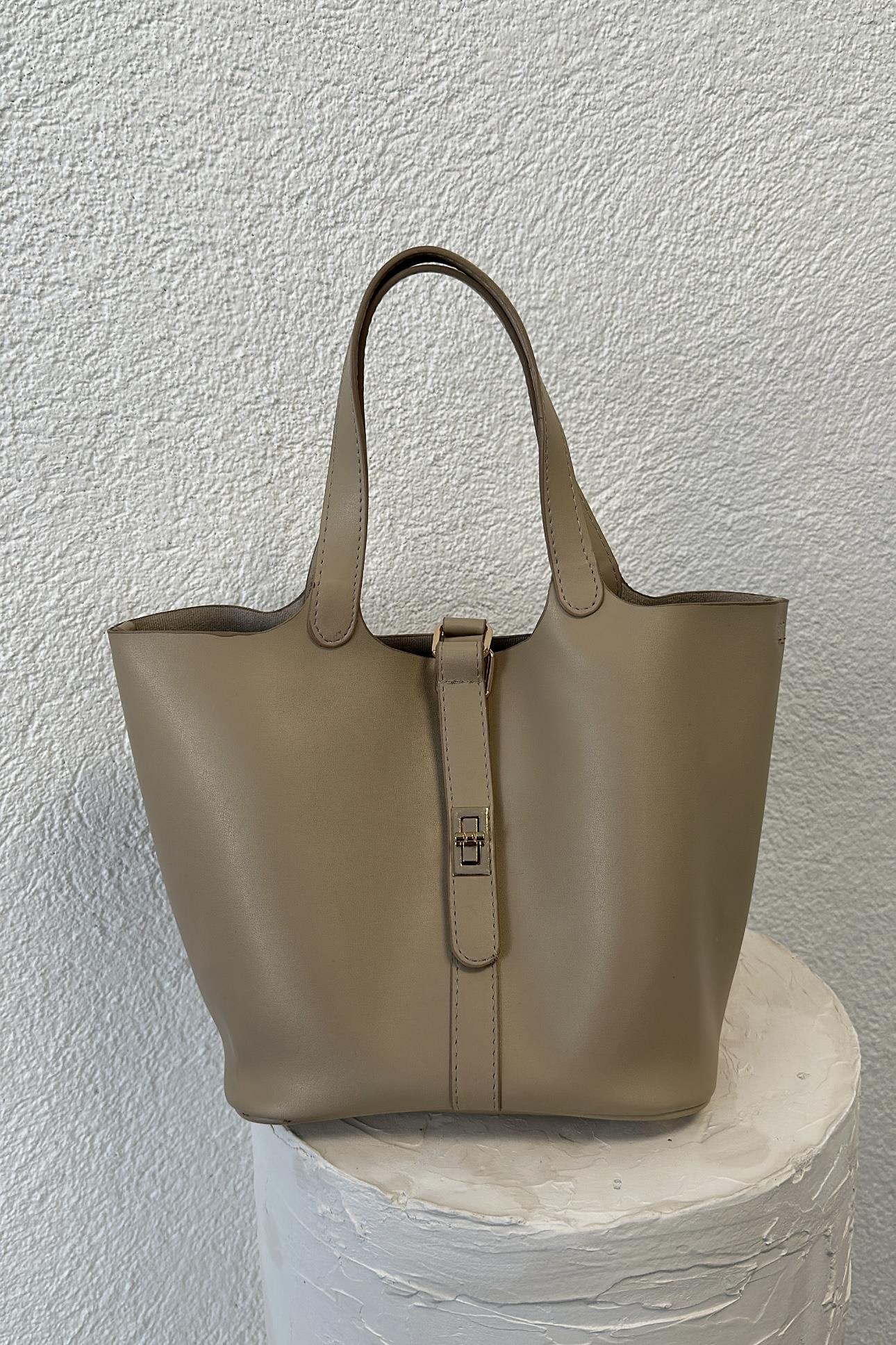 Ekru Renk Uzun Kulplu İç Kısmı Makyaj Çanta Detaylı Çanta