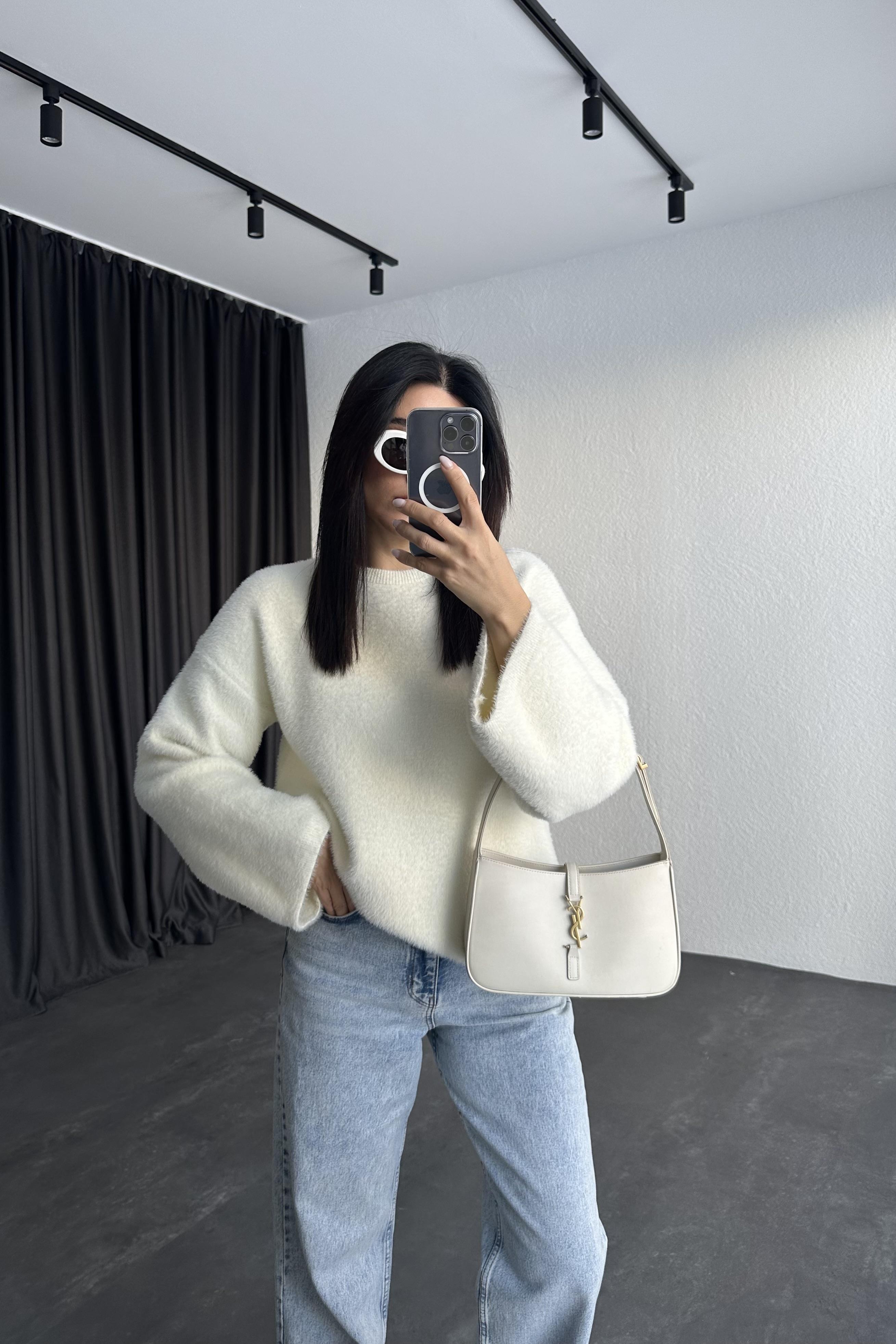 Ekru Sakallı İplik Yumoş Massimo Kazak