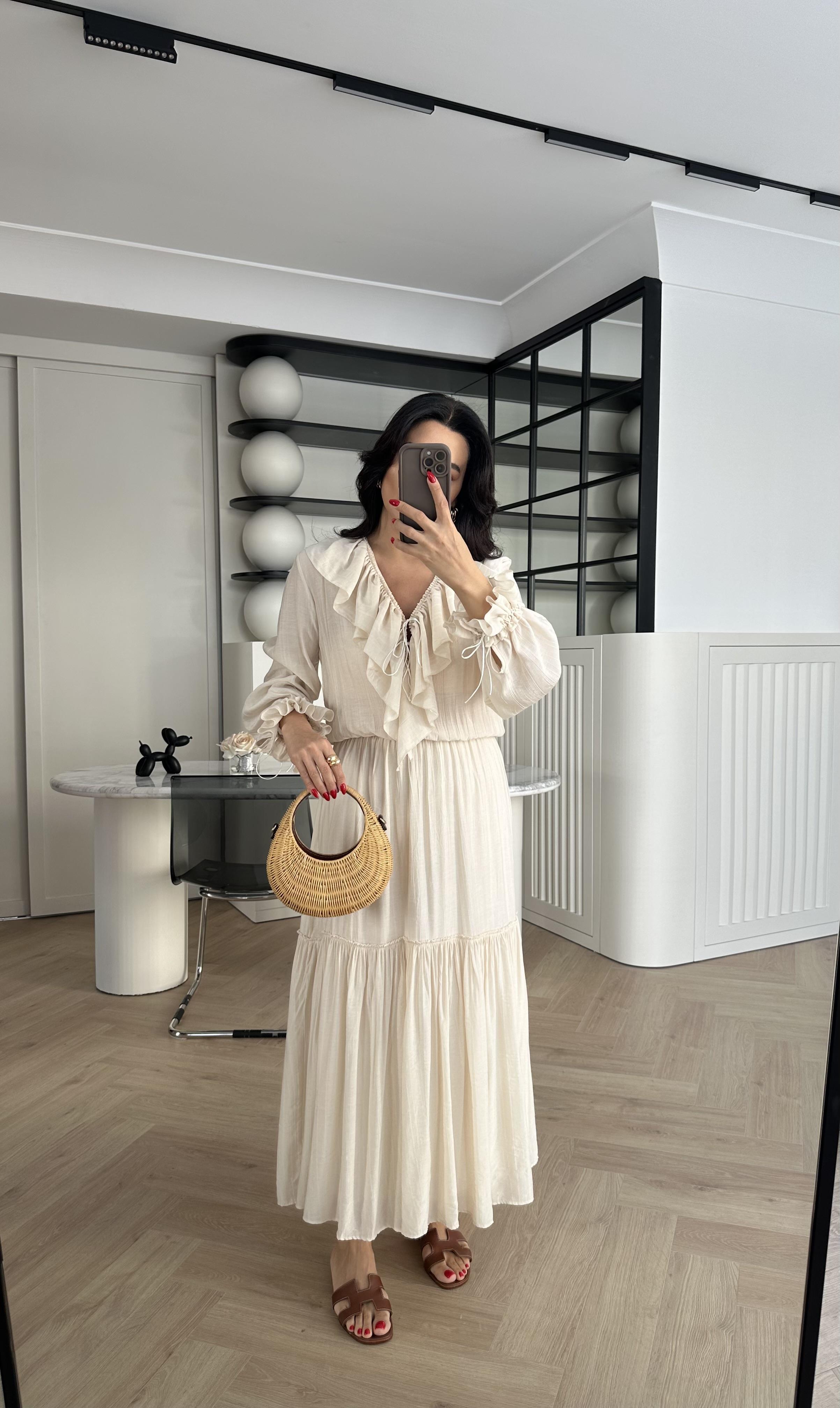 Ekru V Yaka Astarlı Tensel Kumaş Elbise