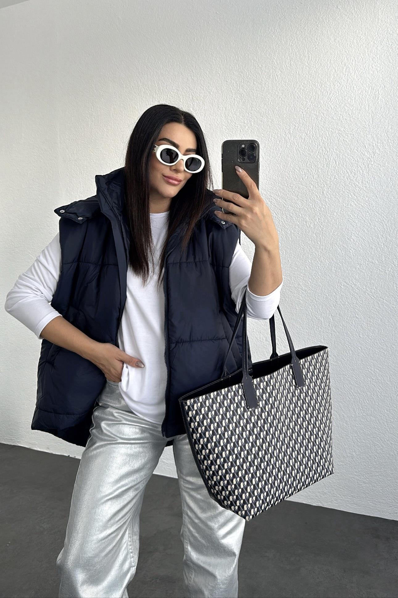 Elyaf Dolgulu Marka Model Yelek Laci