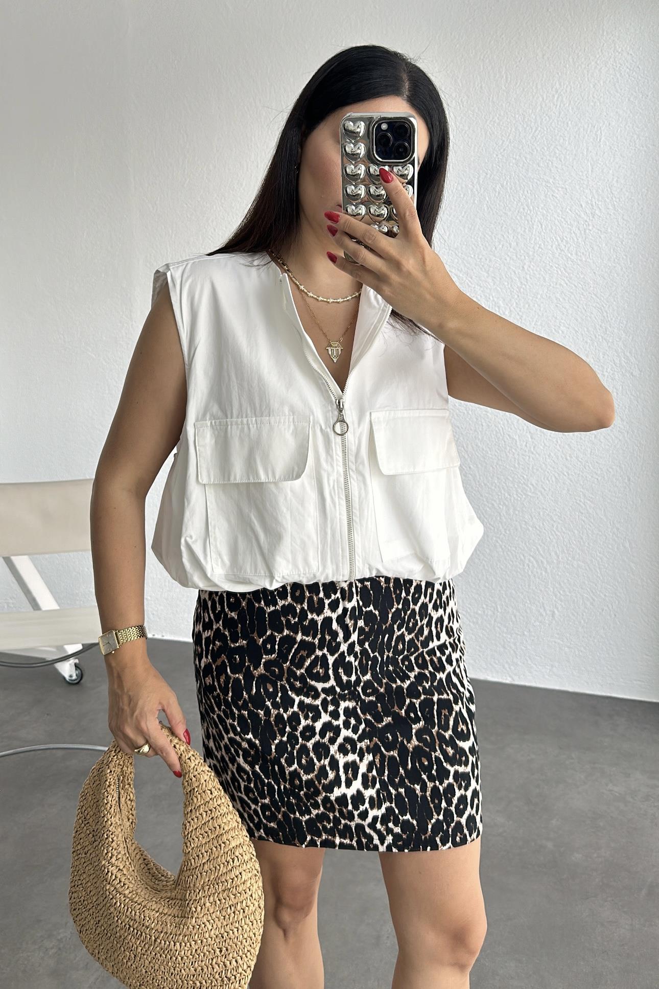 Fermuarlı Astarlı Tasarım Yelek Ekru 